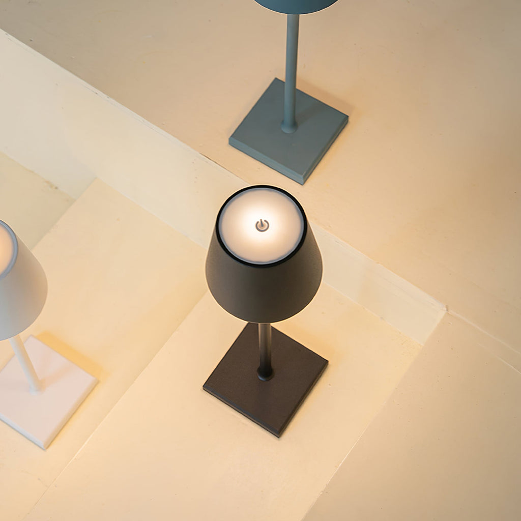 FARNWORTH PORTABLE ILLUMINATION LAMP
