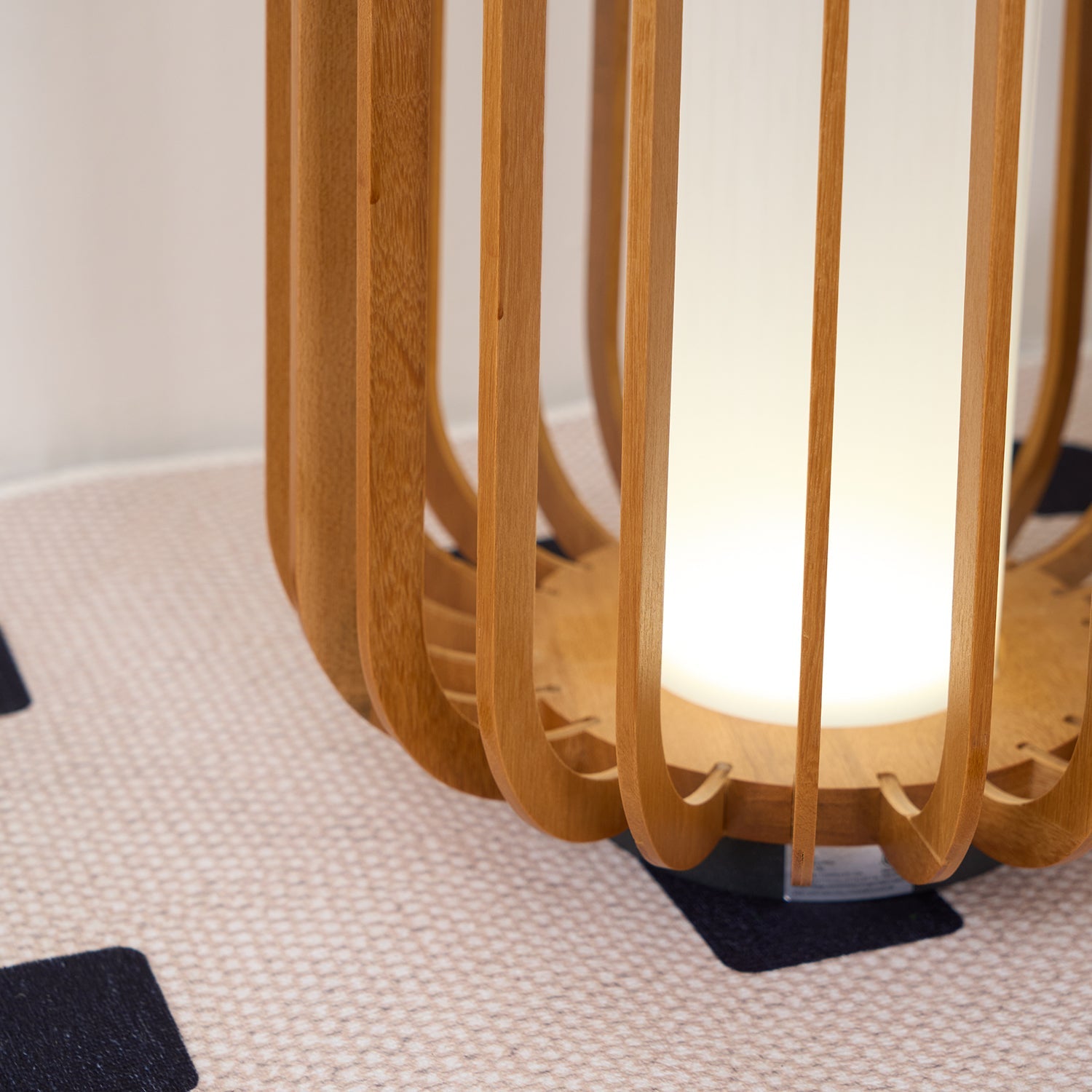 RAVENWOOD ALFRESCO ILLUMINATION LANTERN