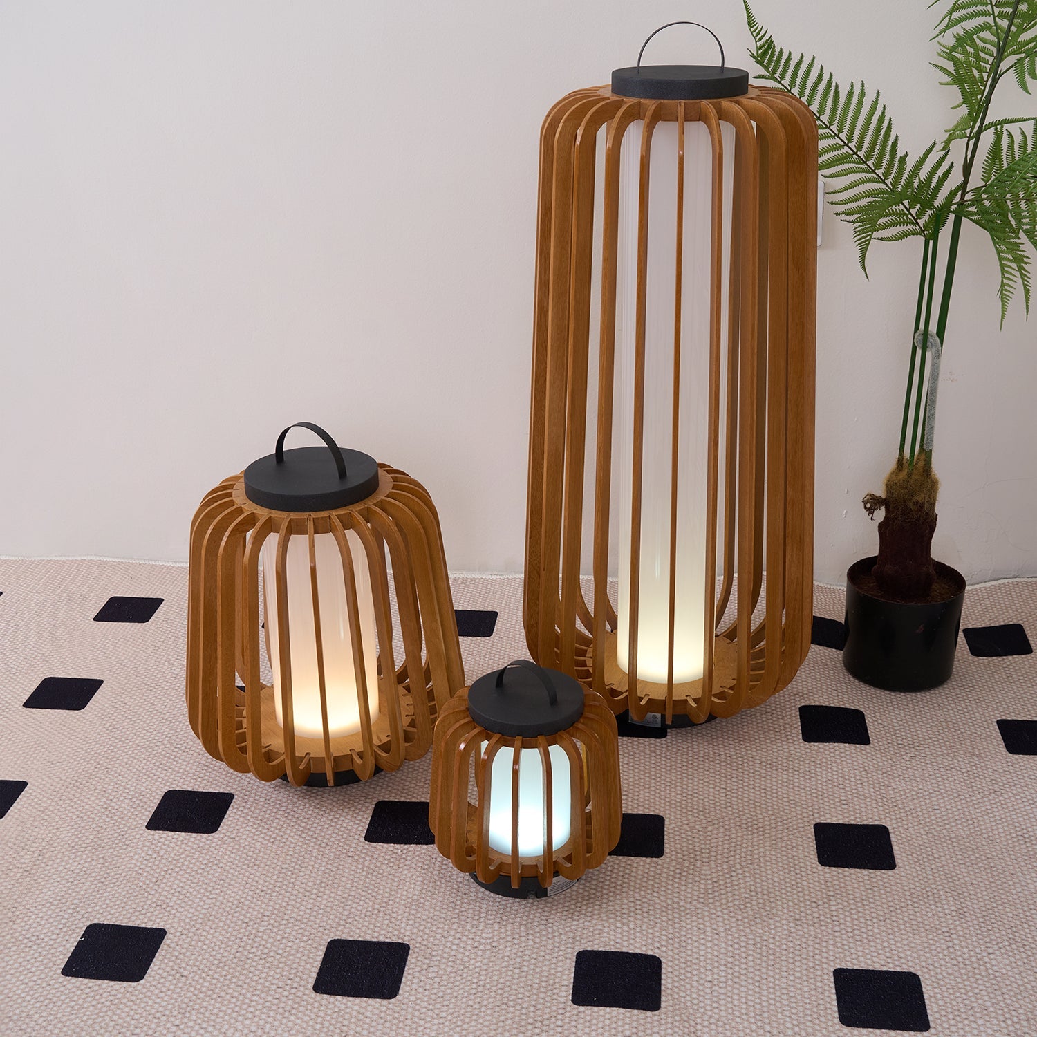 RAVENWOOD ALFRESCO ILLUMINATION LANTERN