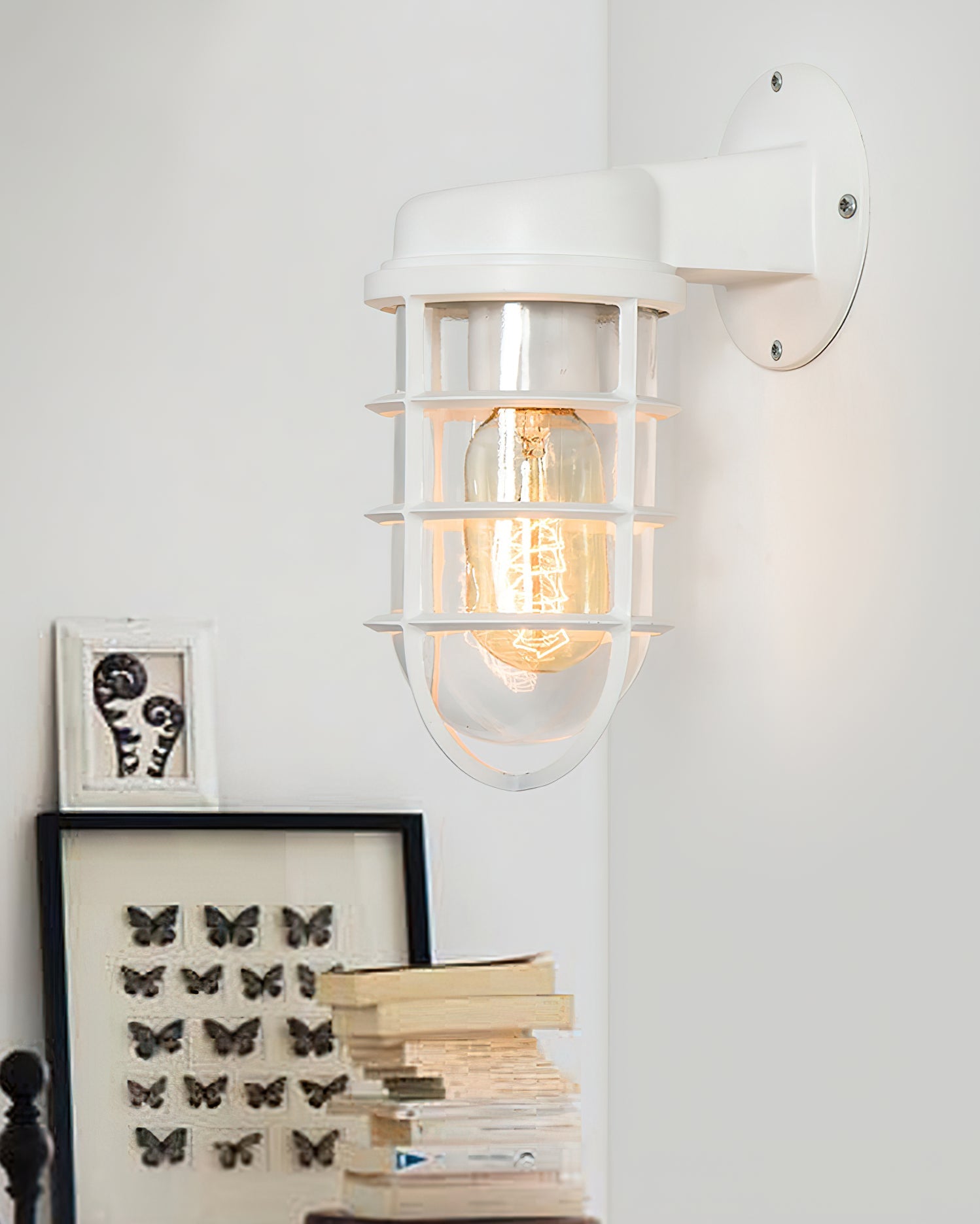 Farnsworth Vintage Lantern Sconce