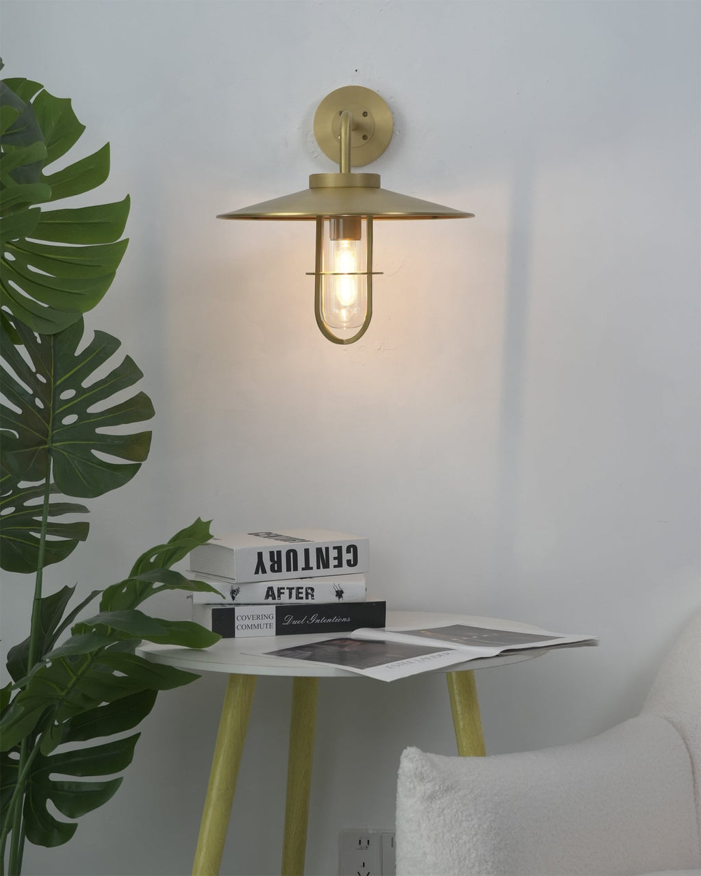 Farnsworth Heritage Lantern Wall Sconce