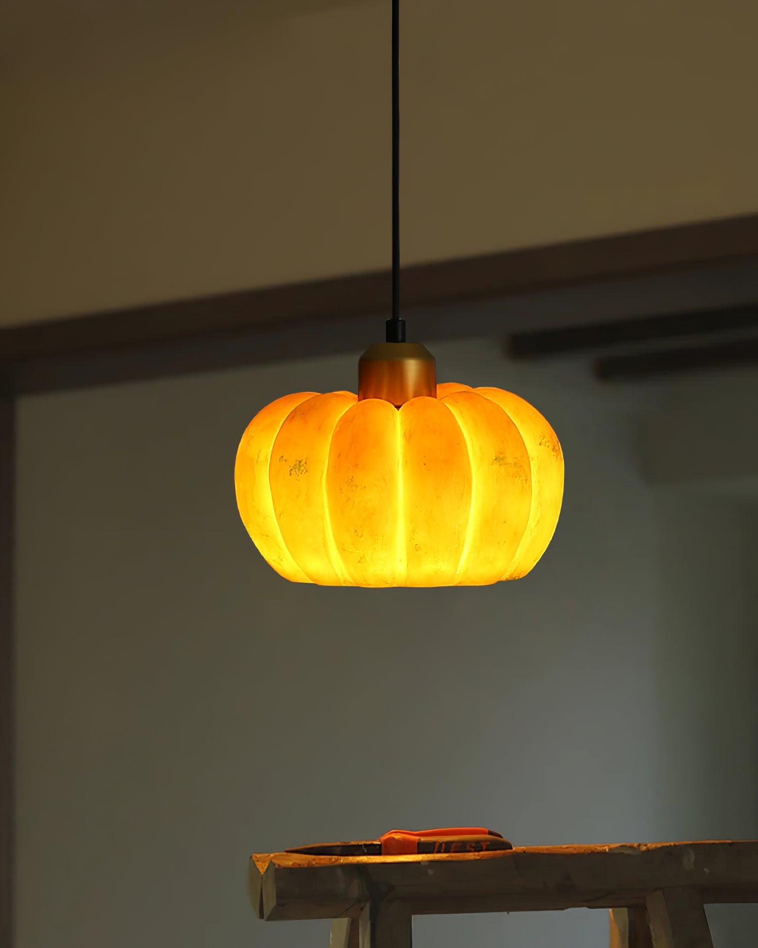 WINTERBOURNE GOURD ILLUMINATOR