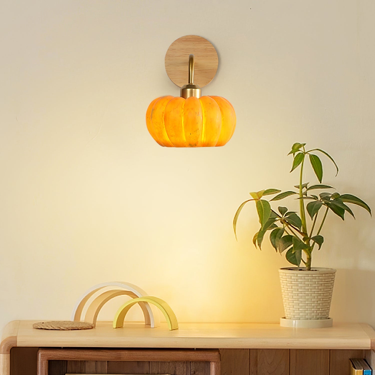 WINTERBOURNE GOURD ILLUMINATOR
