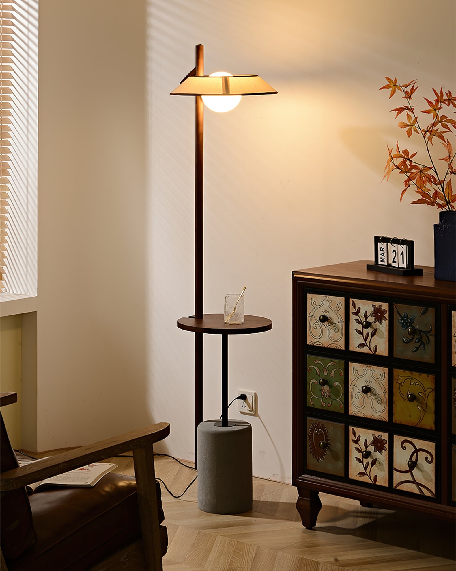 Chesterfield Luminaire