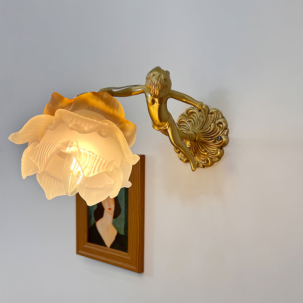 WINDSOR PUTTI BRASS WALL SCONCE