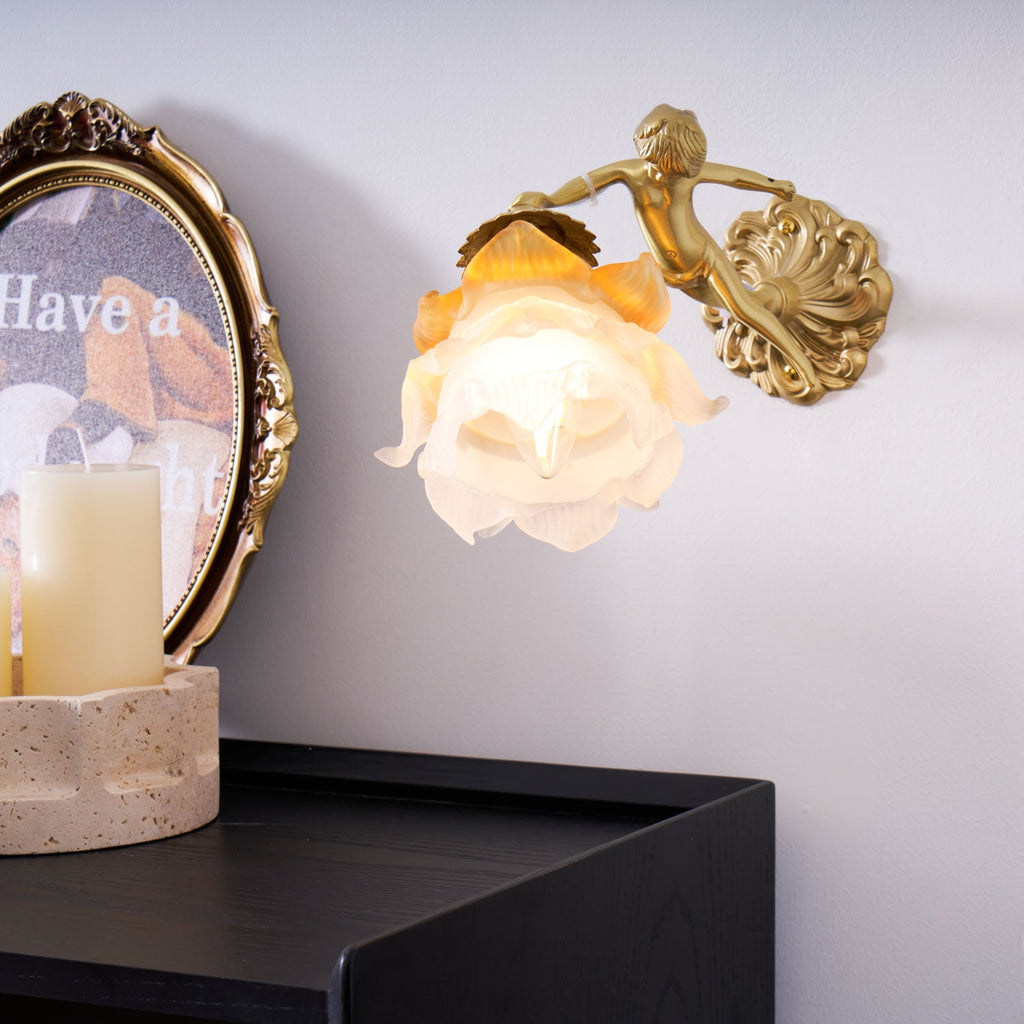 WINDSOR PUTTI BRASS WALL SCONCE