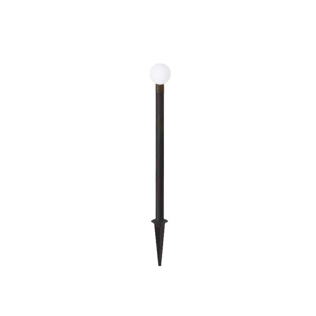 WINDSOR GARDEN BEACON: WATER-RESISTANT LED GROUNDED LUMINAIRE