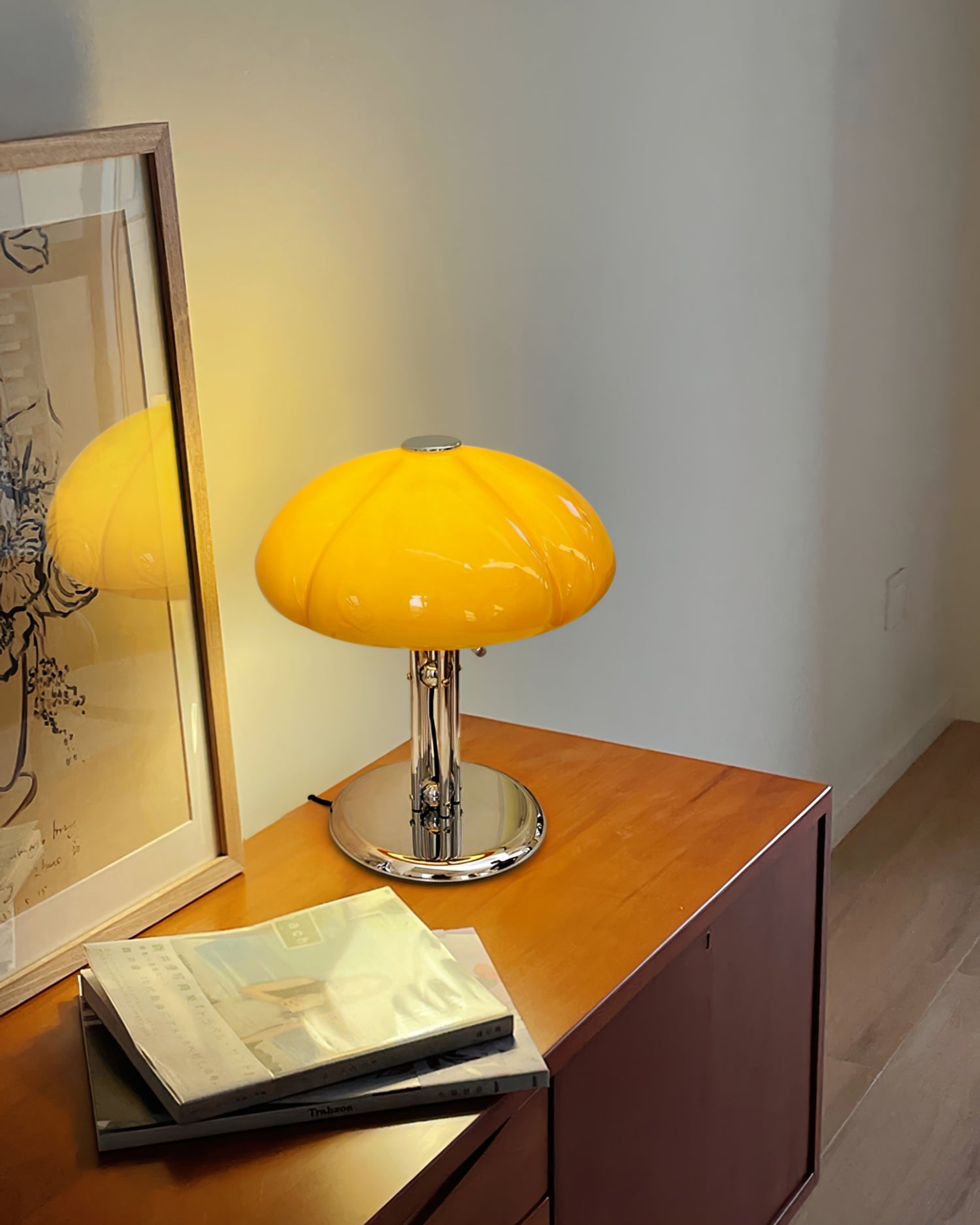 VERITY IVY LEAF TABLE LANTERN