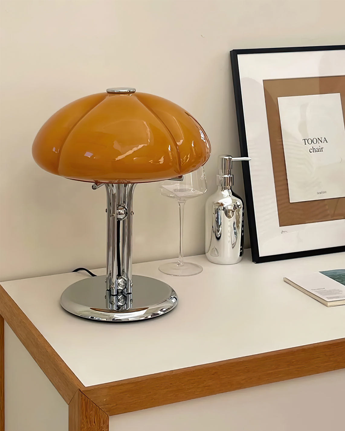 VERITY IVY LEAF TABLE LANTERN