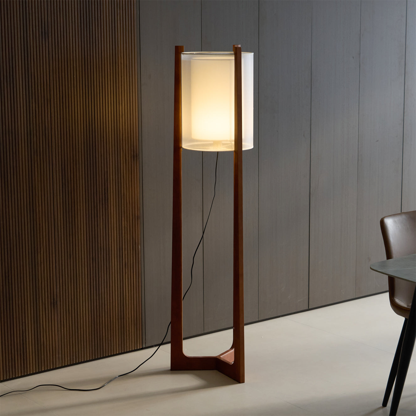 CHARLESTON HARBOR ILLUMINATING COLUMN LAMP