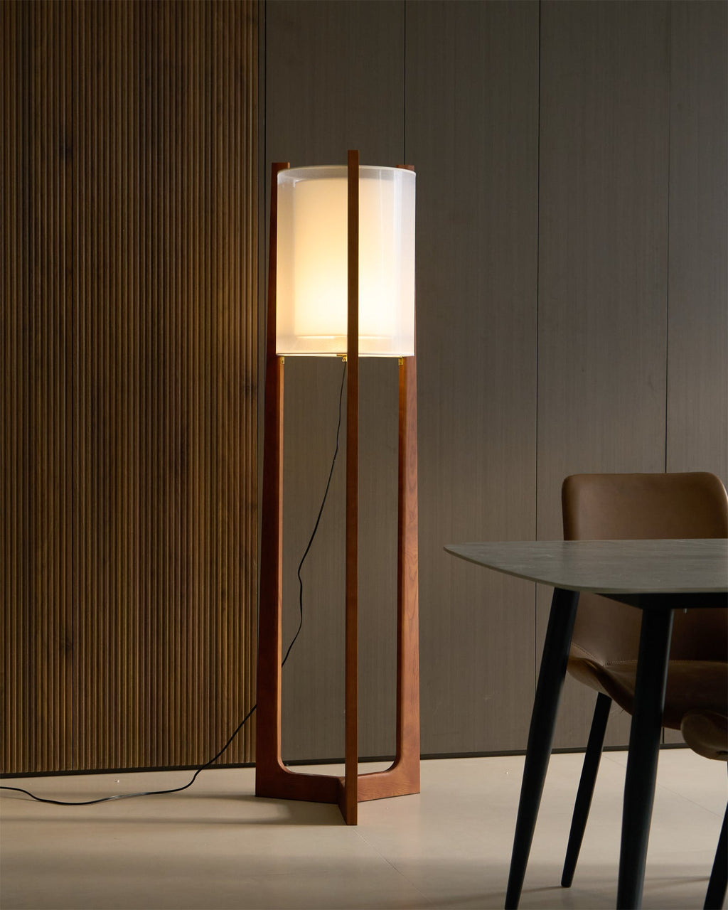 CHARLESTON HARBOR ILLUMINATING COLUMN LAMP