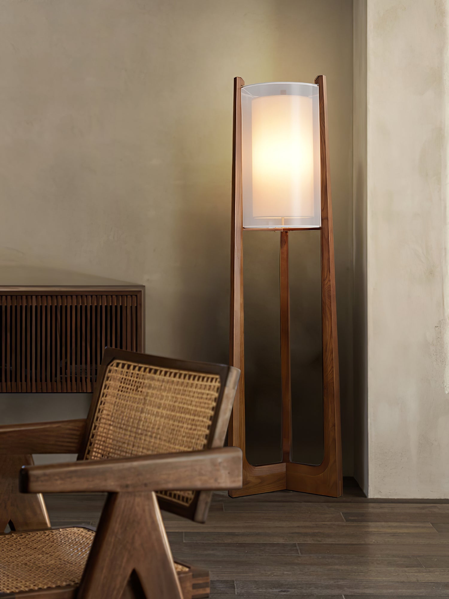 CHARLESTON HARBOR ILLUMINATING COLUMN LAMP