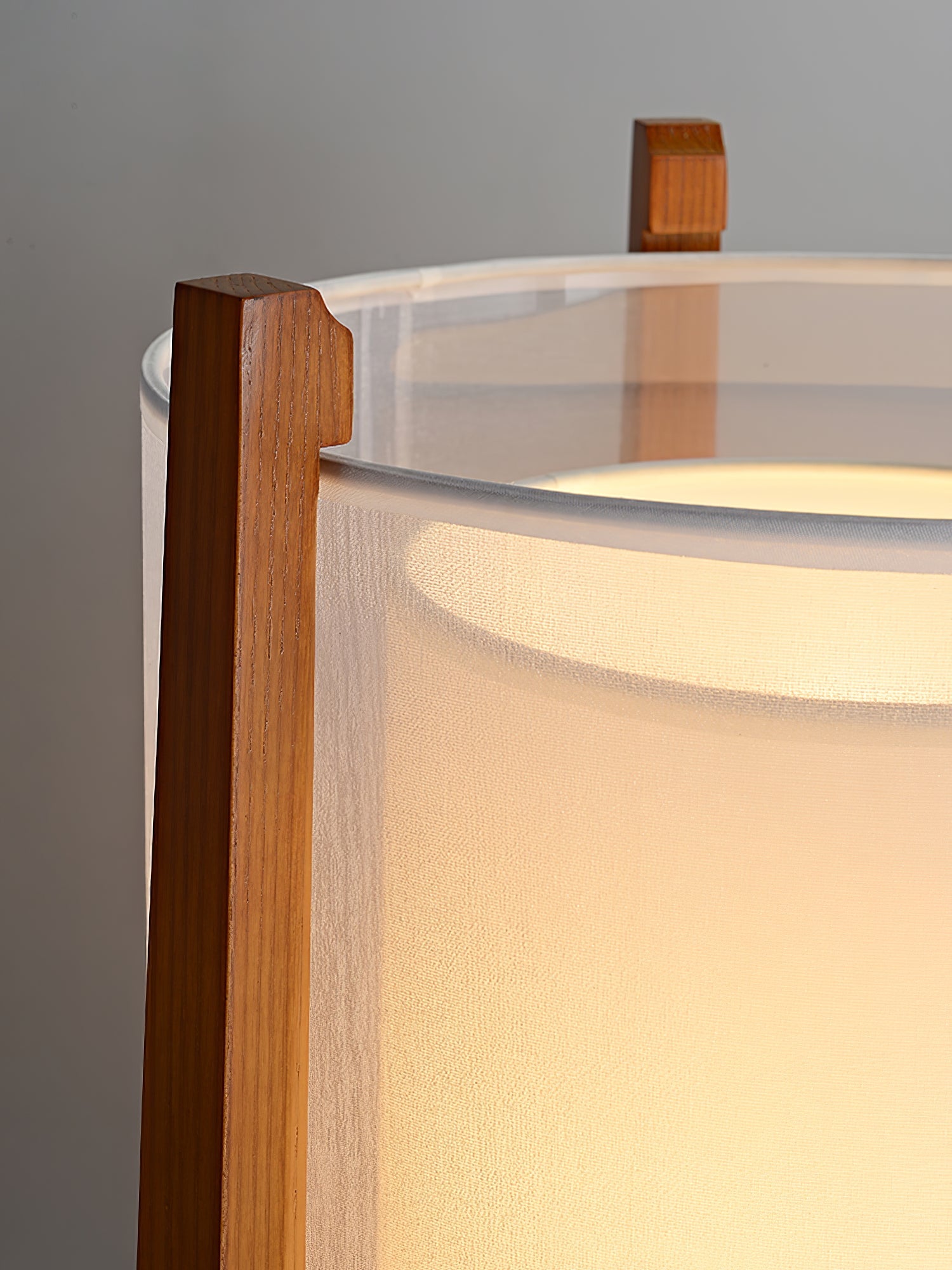 CHARLESTON HARBOR ILLUMINATING COLUMN LAMP