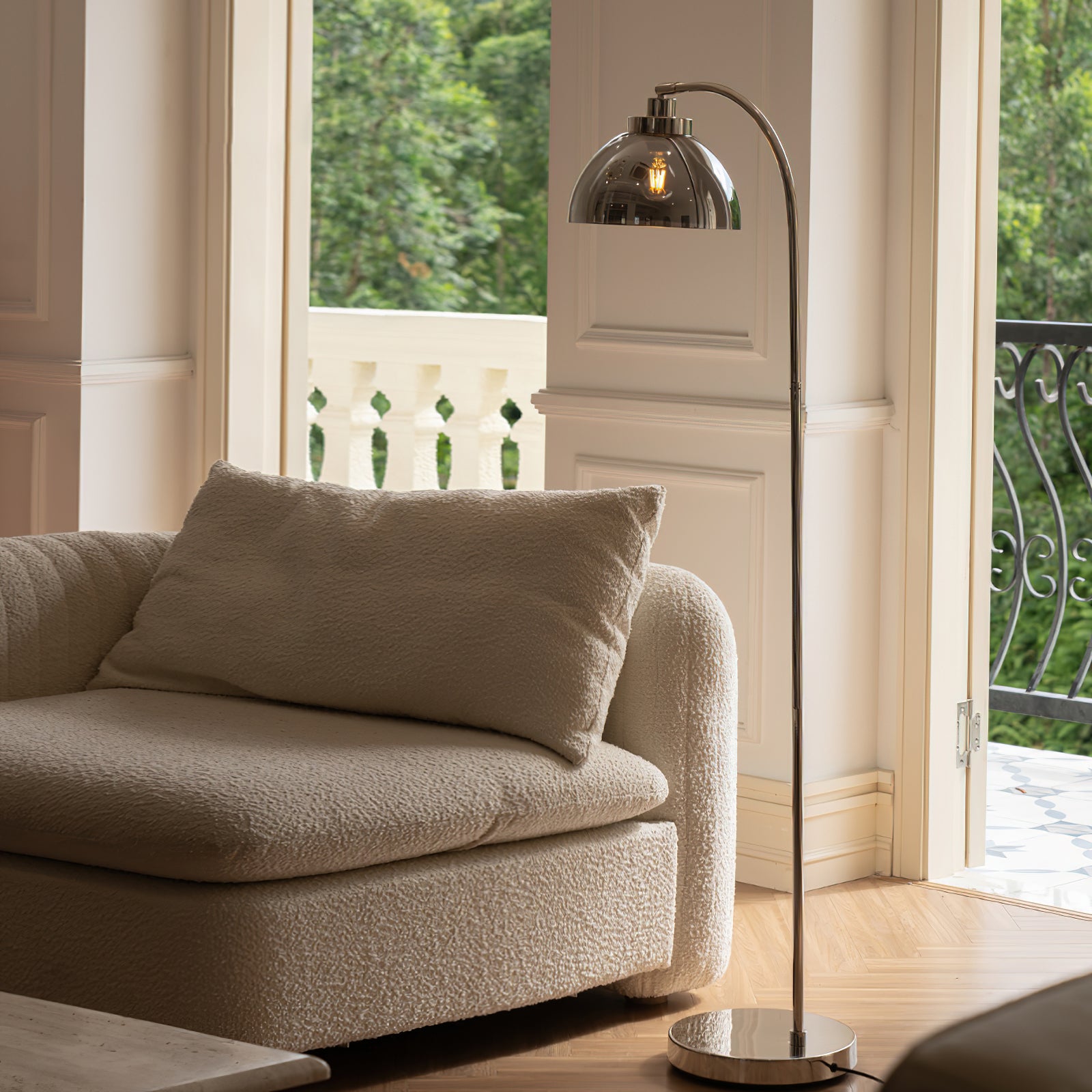 Chesterfield Beacon Stand Lamp