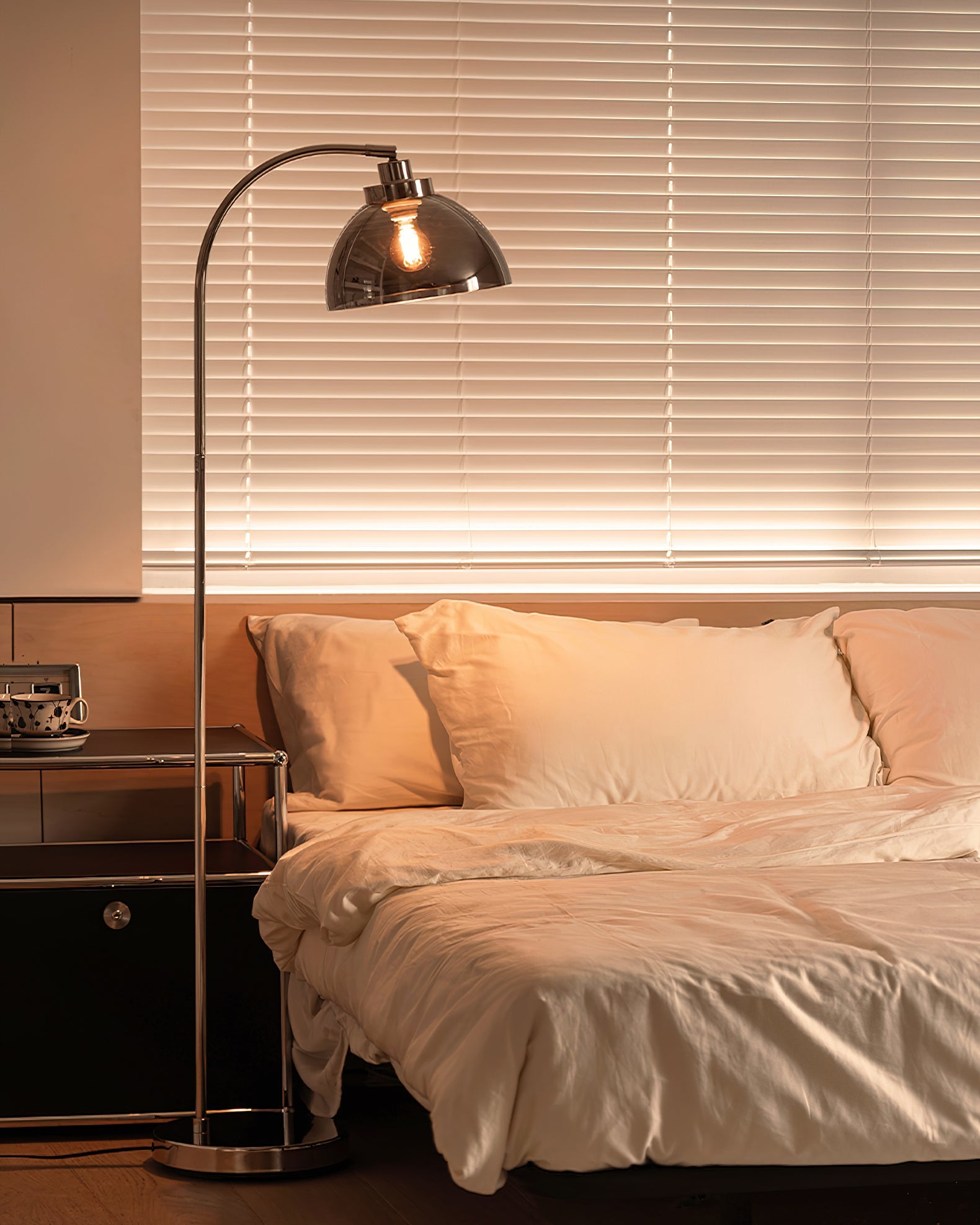 Chesterfield Beacon Stand Lamp