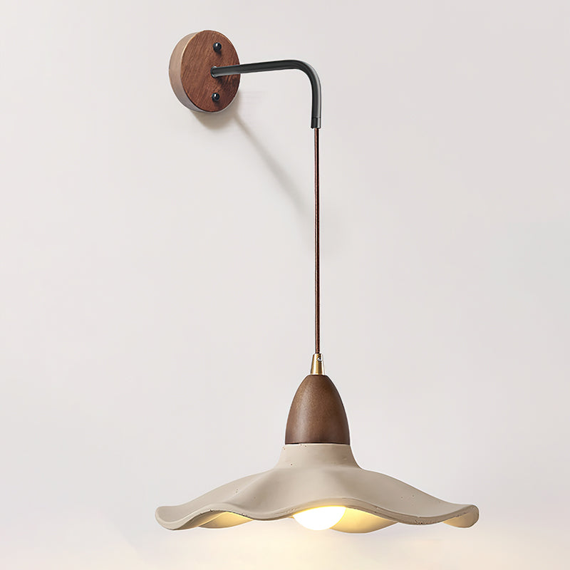 WINTHROP AMBER GLASS WALL SCONCE