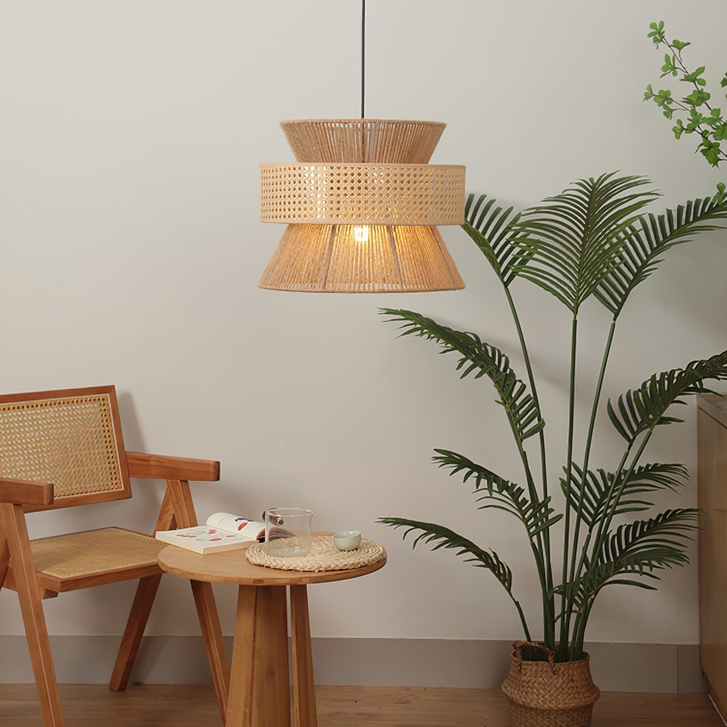 RAVENWOOD HANGING ILLUMINATION LANTERN
