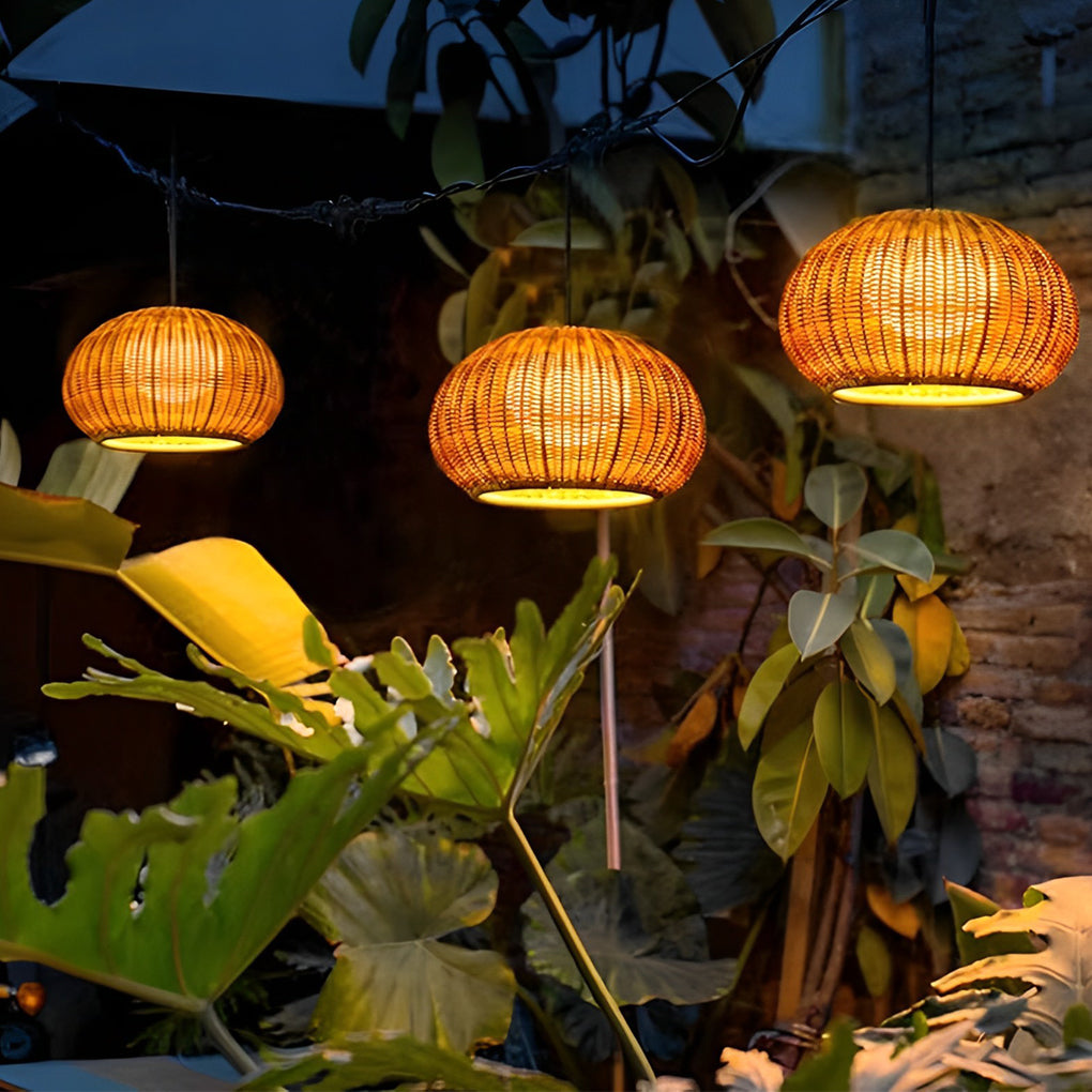 WINDSOR WICKER OUTDOOR LANTERN WALL SCONCE