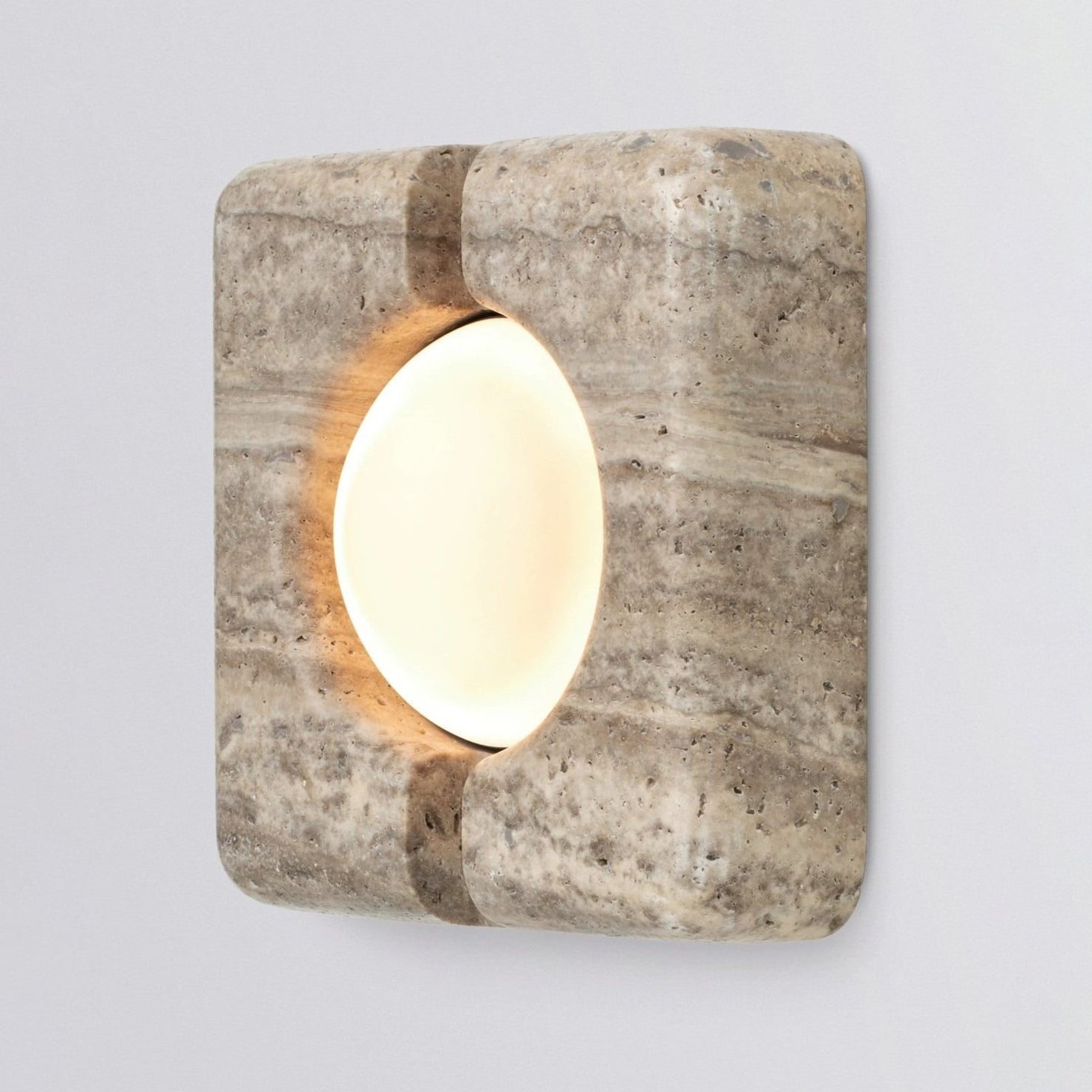 CARLISLE LINEAR ILLUMINATION WALL SCONCE