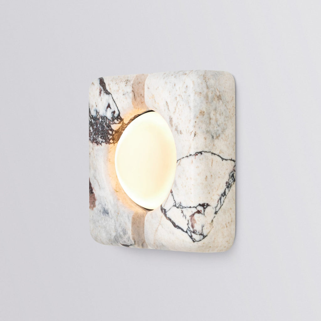 CARLISLE LINEAR ILLUMINATION WALL SCONCE