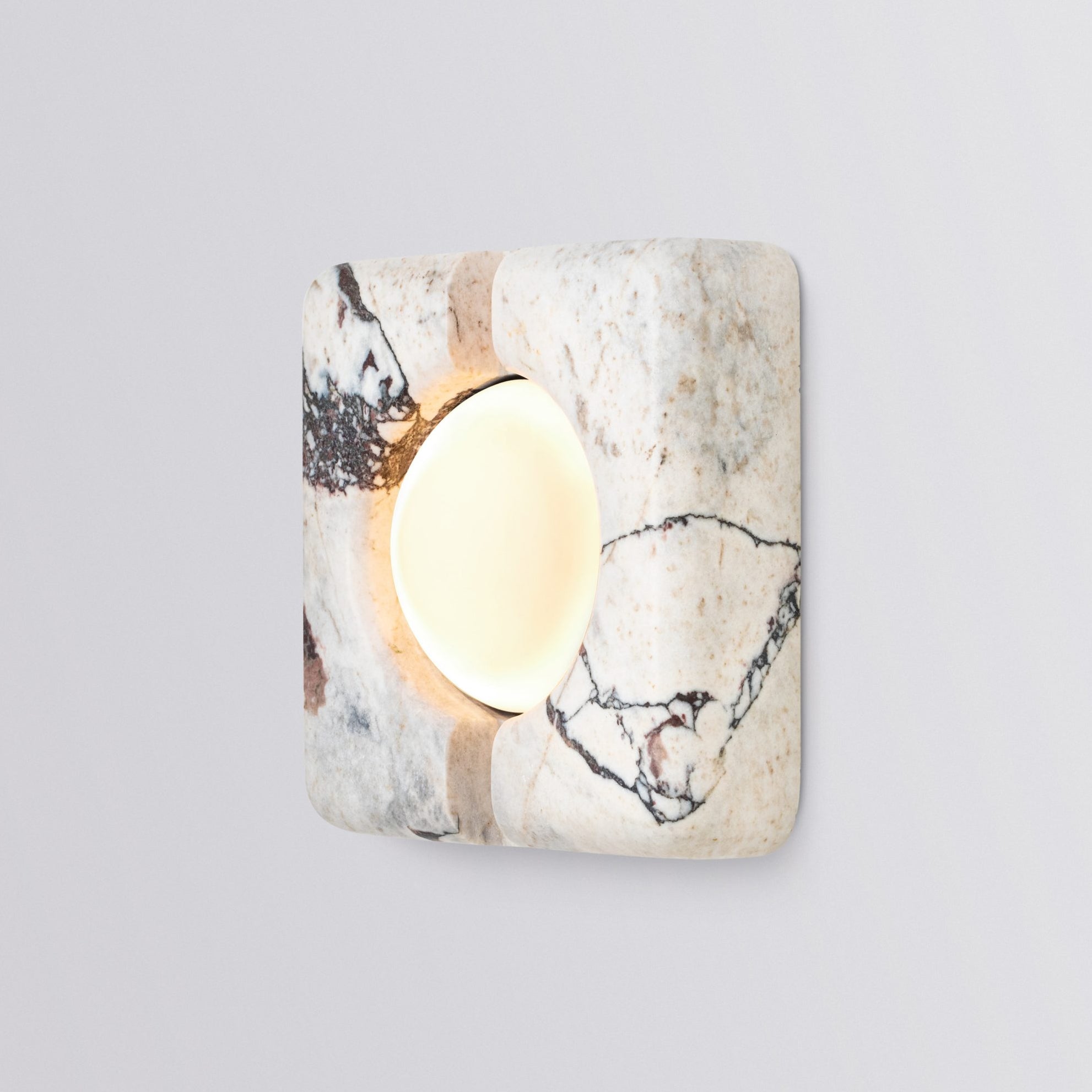 CARLISLE LINEAR ILLUMINATION WALL SCONCE