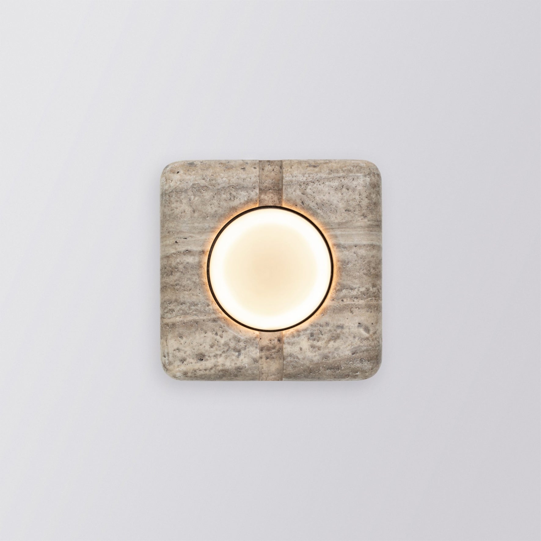 CARLISLE LINEAR ILLUMINATION WALL SCONCE
