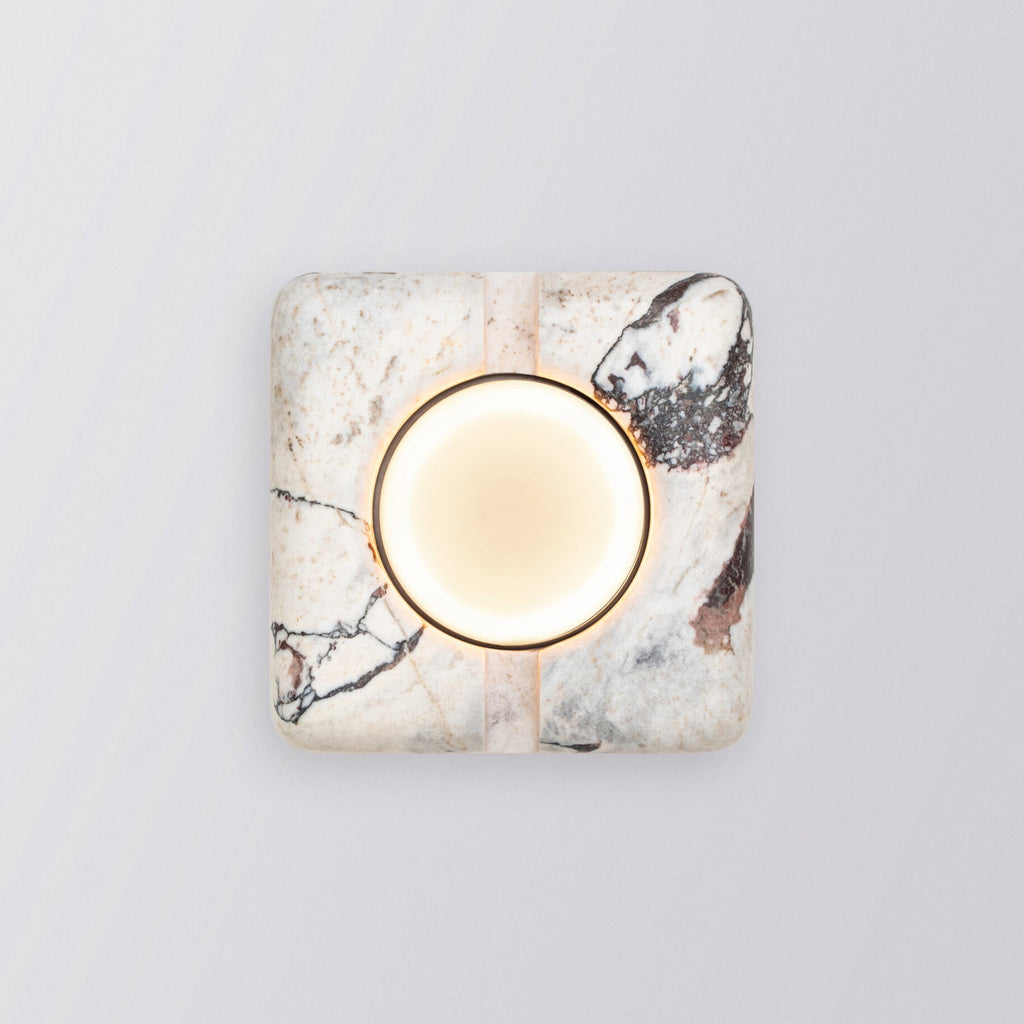 CARLISLE LINEAR ILLUMINATION WALL SCONCE