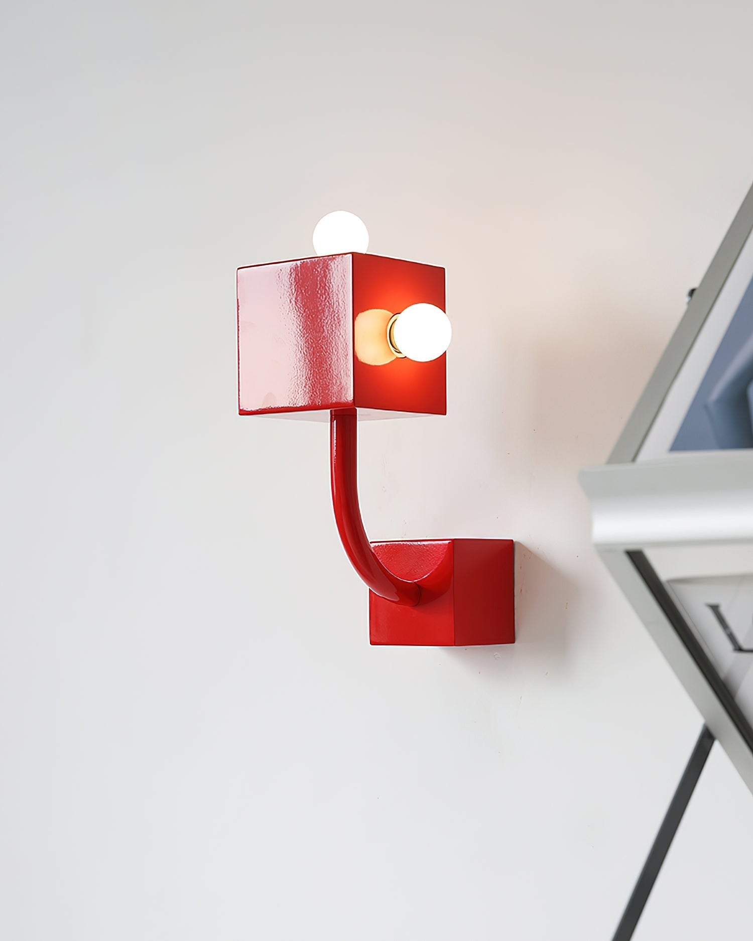 RAVENSCROFT RUBY SQUARE ILLUMINATOR
