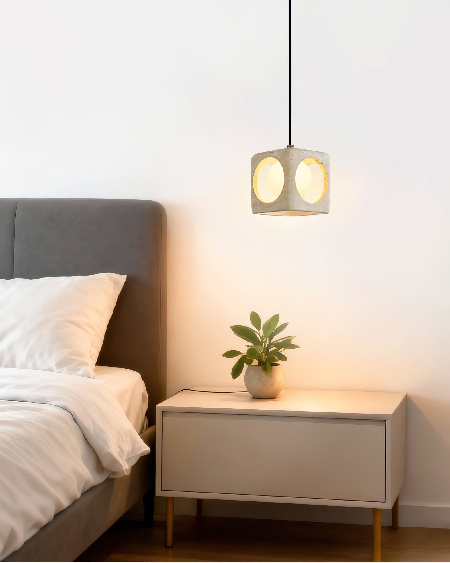 BRADSHAW GEOMETRIC HANGING LANTERN