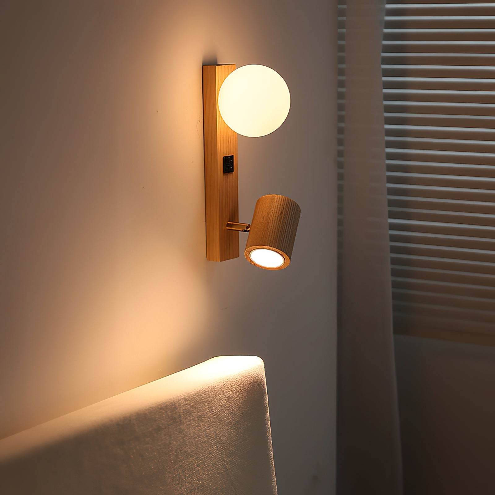 Chesterfield Vintage Inspired Wall Fixture
