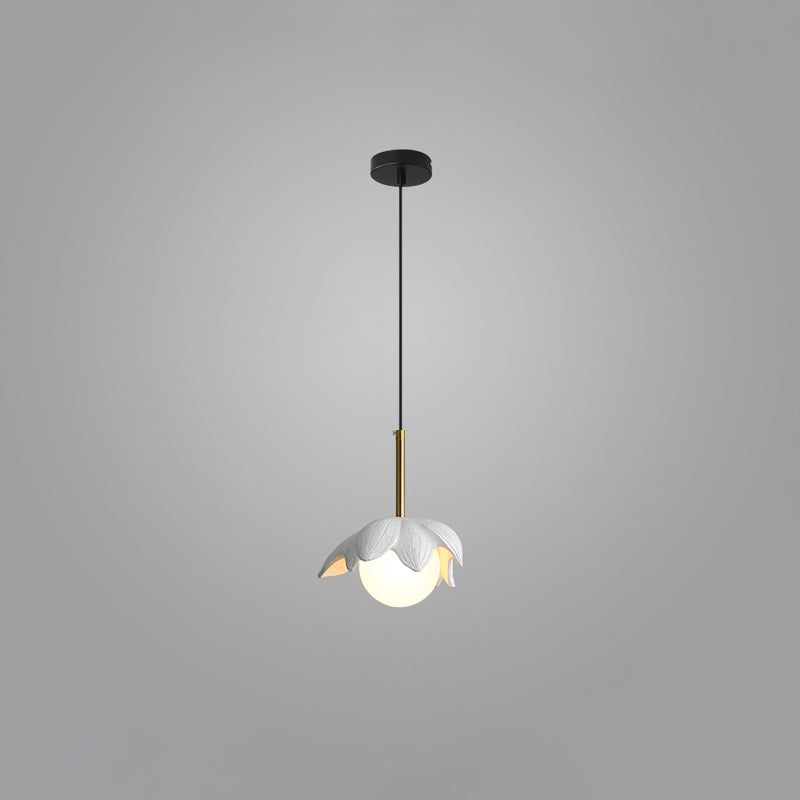 WINDSOR CAST RESIN TEARDROP LIGHTING