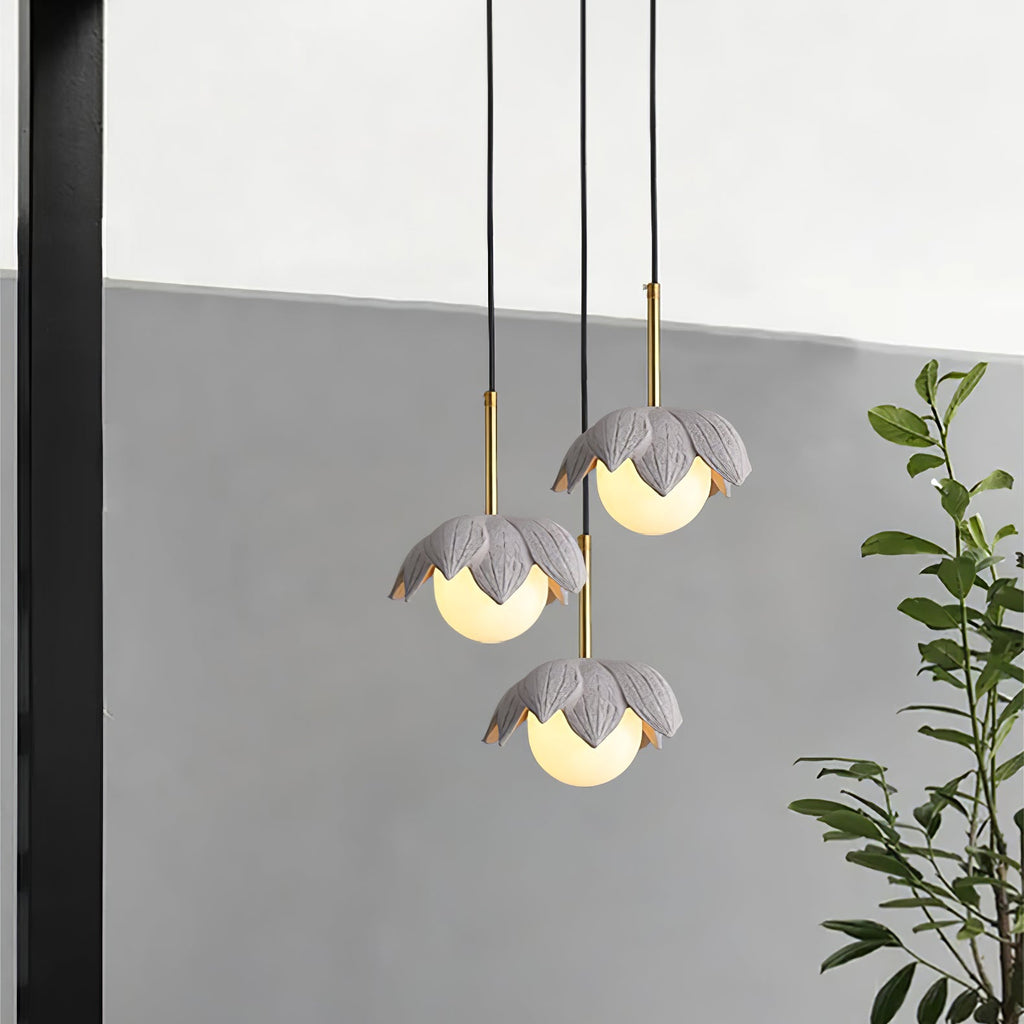 WINDSOR CAST RESIN TEARDROP LIGHTING