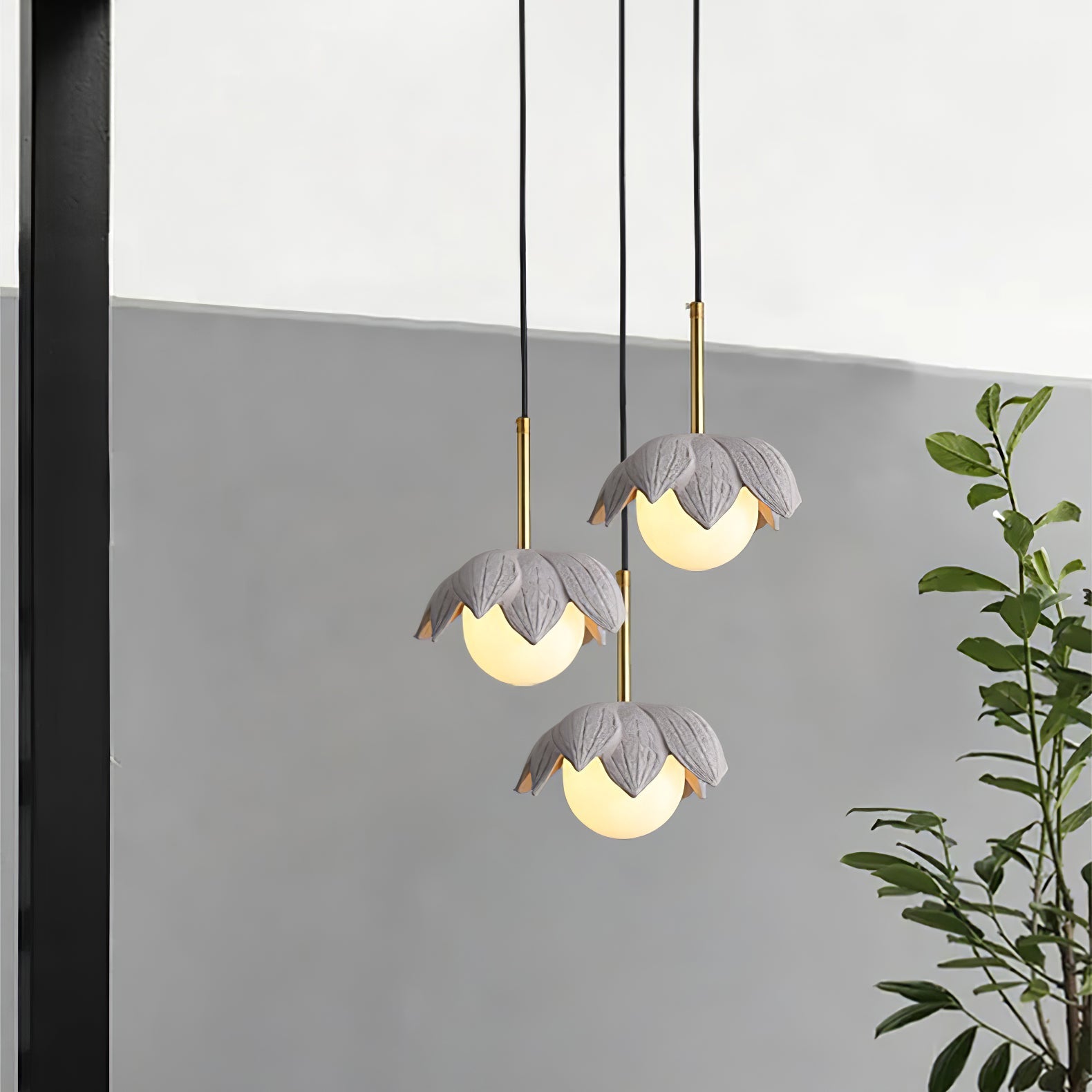 WINDSOR CAST RESIN TEARDROP LIGHTING