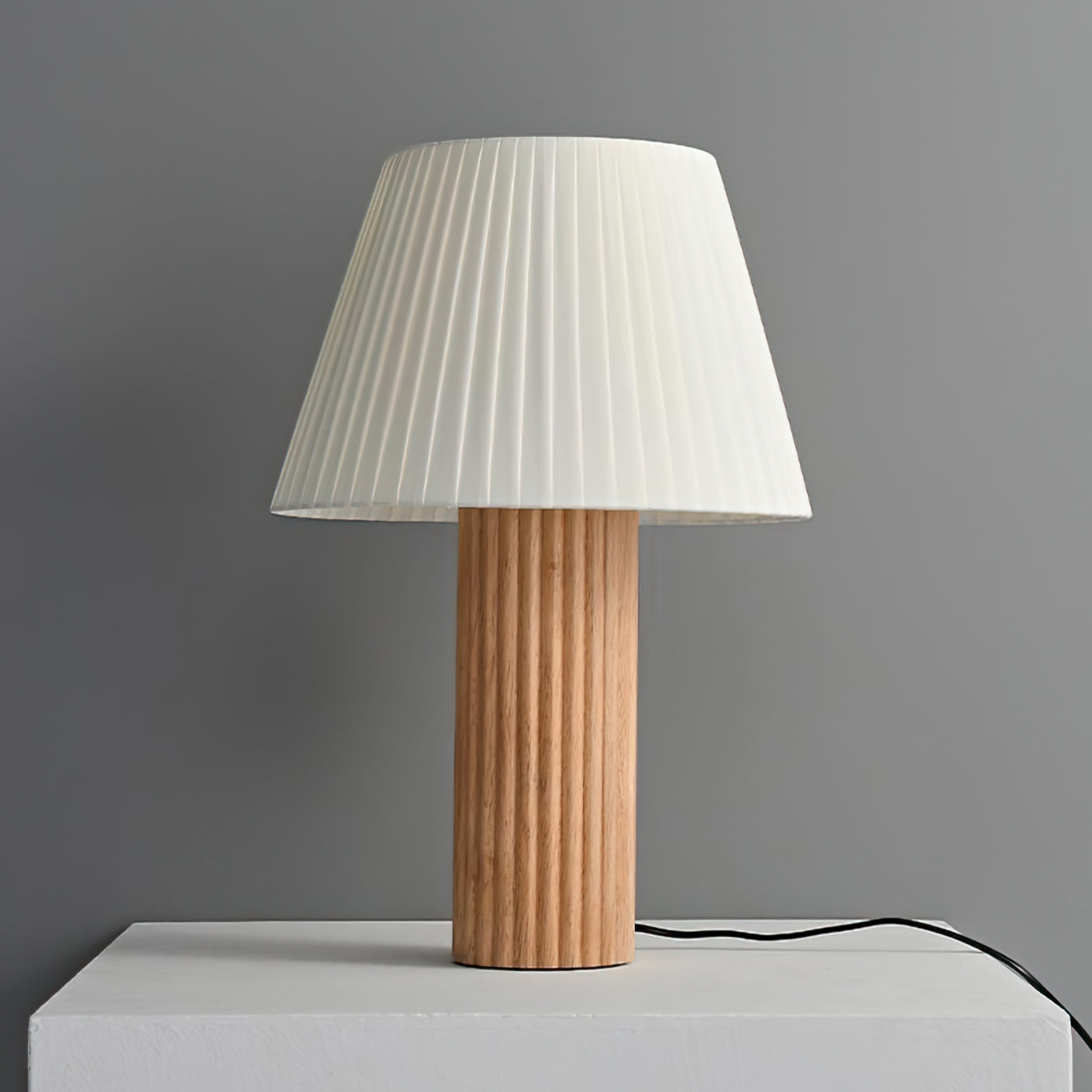 BRAMBLETON WHISPERING GLOW TABLE LAMP