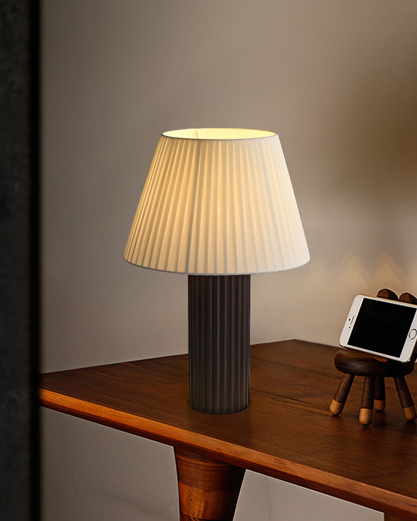 BRAMBLETON WHISPERING GLOW TABLE LAMP