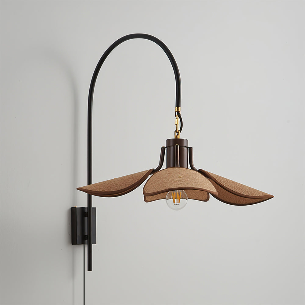 FENWICK VINTAGE INSET PLUG WALL LIGHT