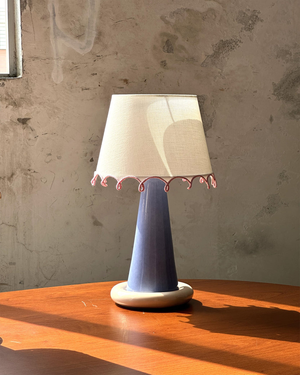 CHARLESTON FOLDING SILK ILLUMINATOR