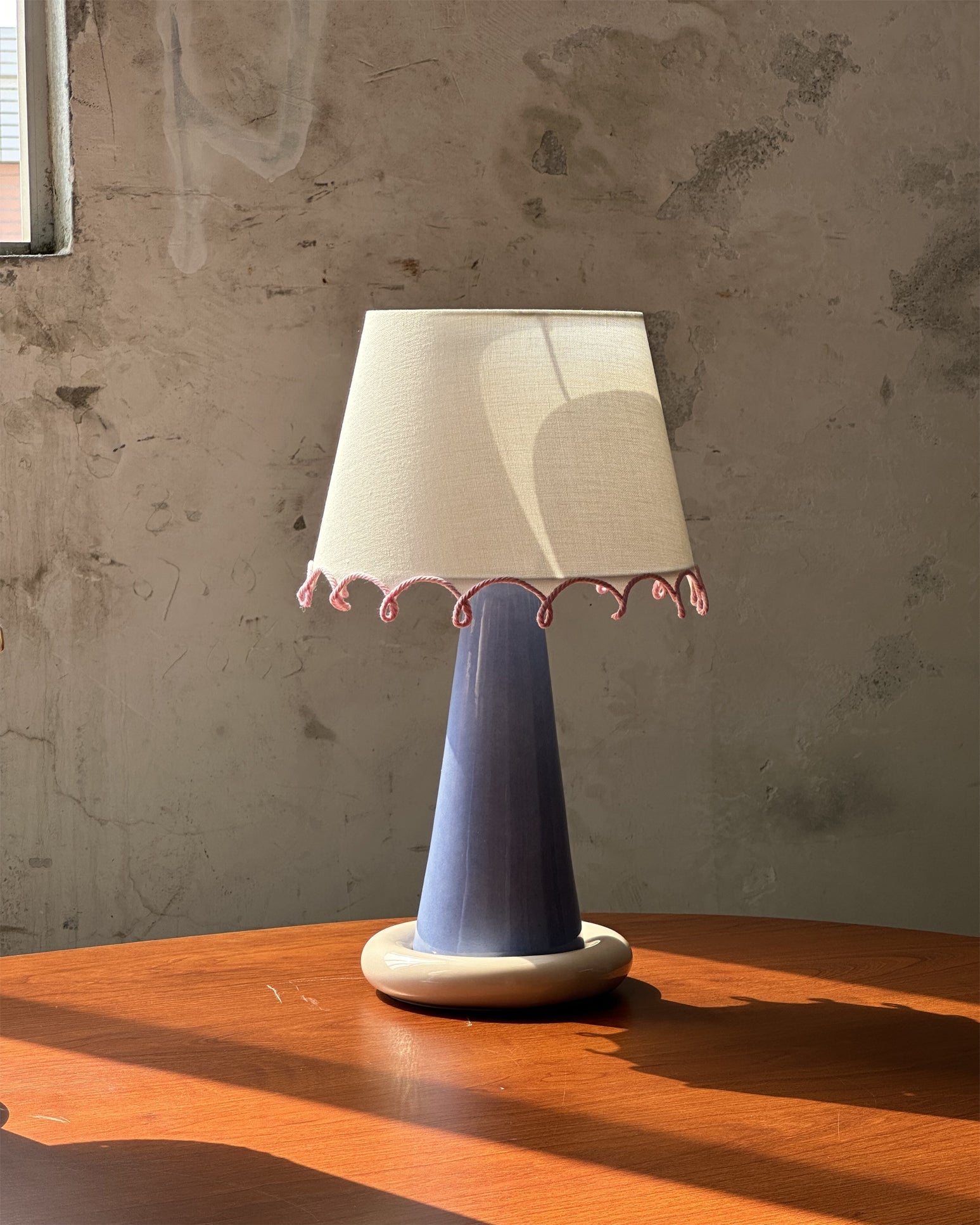 CHARLESTON FOLDING SILK ILLUMINATOR