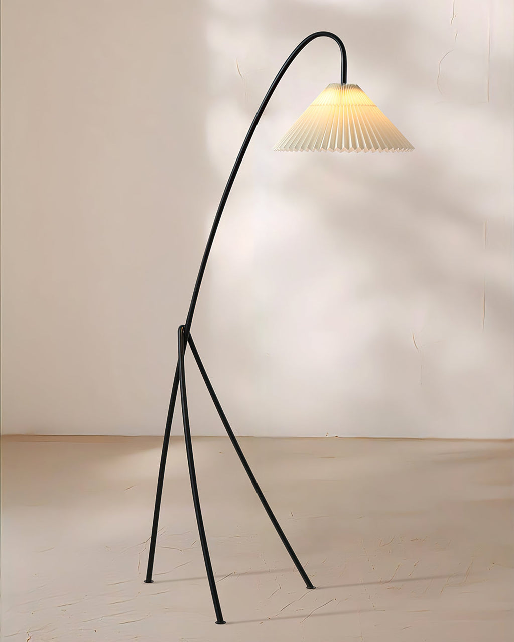 WINTHROP TRIPOD ILLUMINATOR