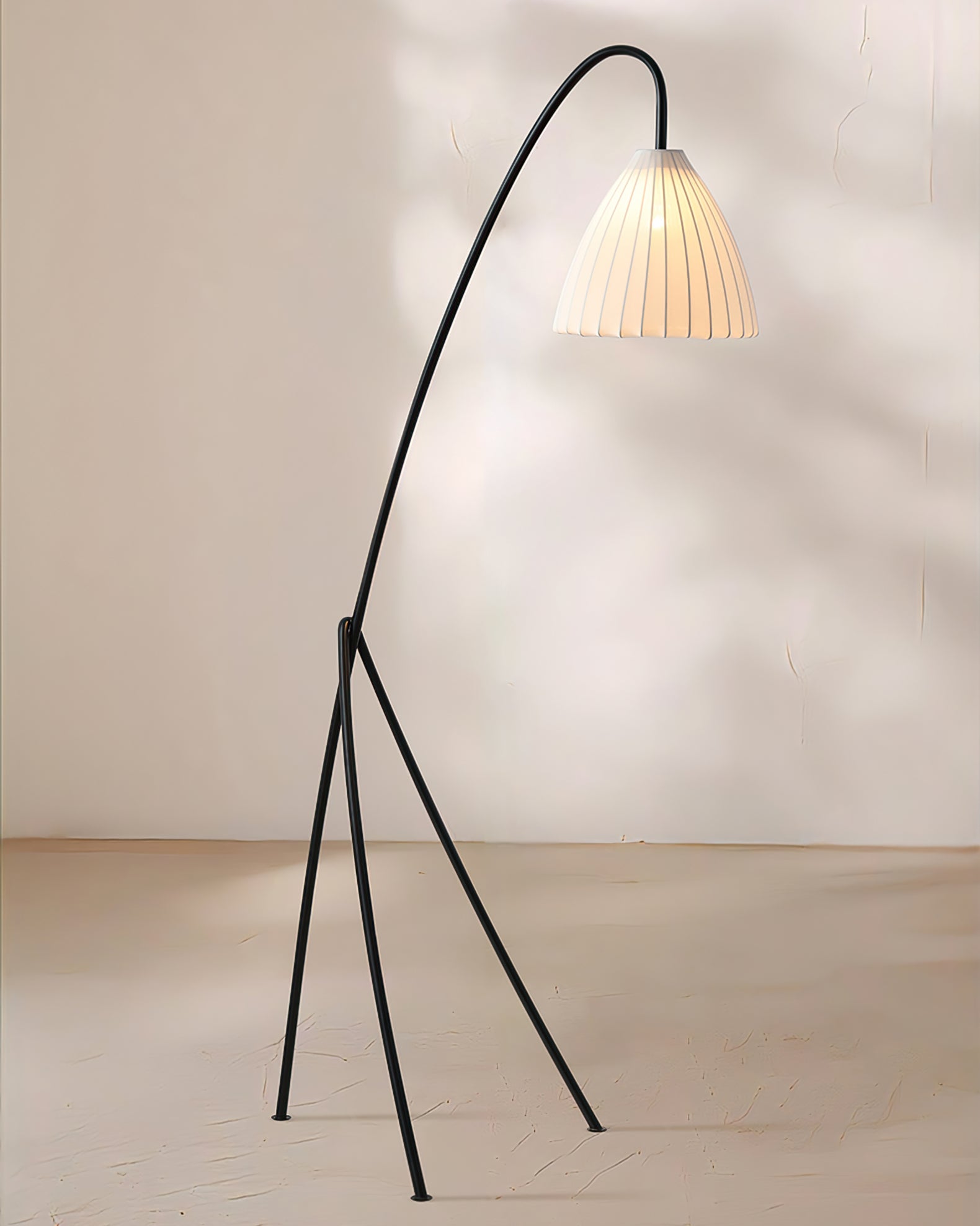 WINTHROP TRIPOD ILLUMINATOR