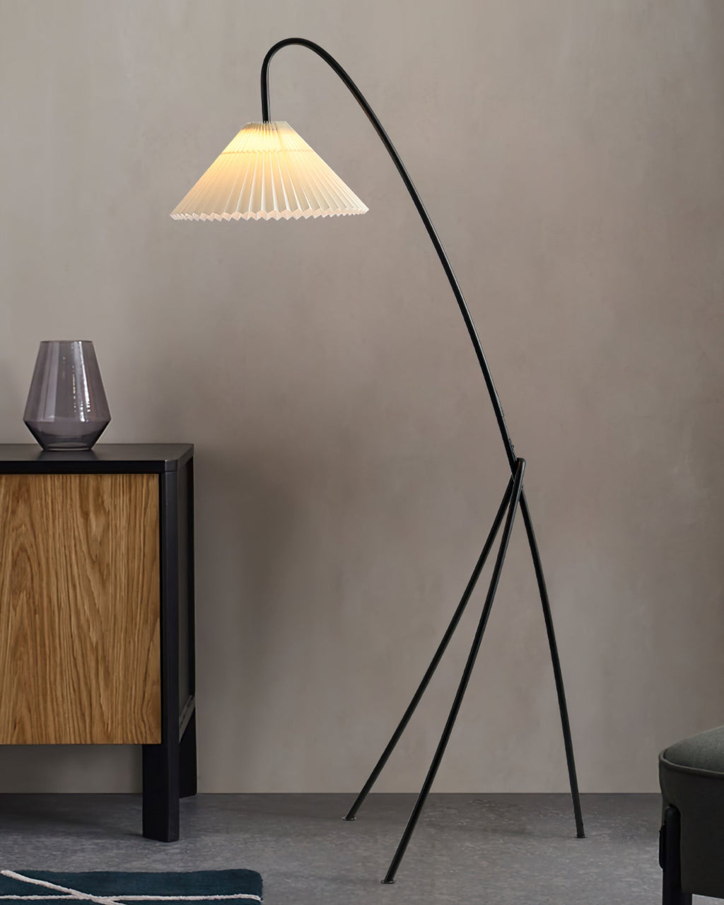 WINTHROP TRIPOD ILLUMINATOR