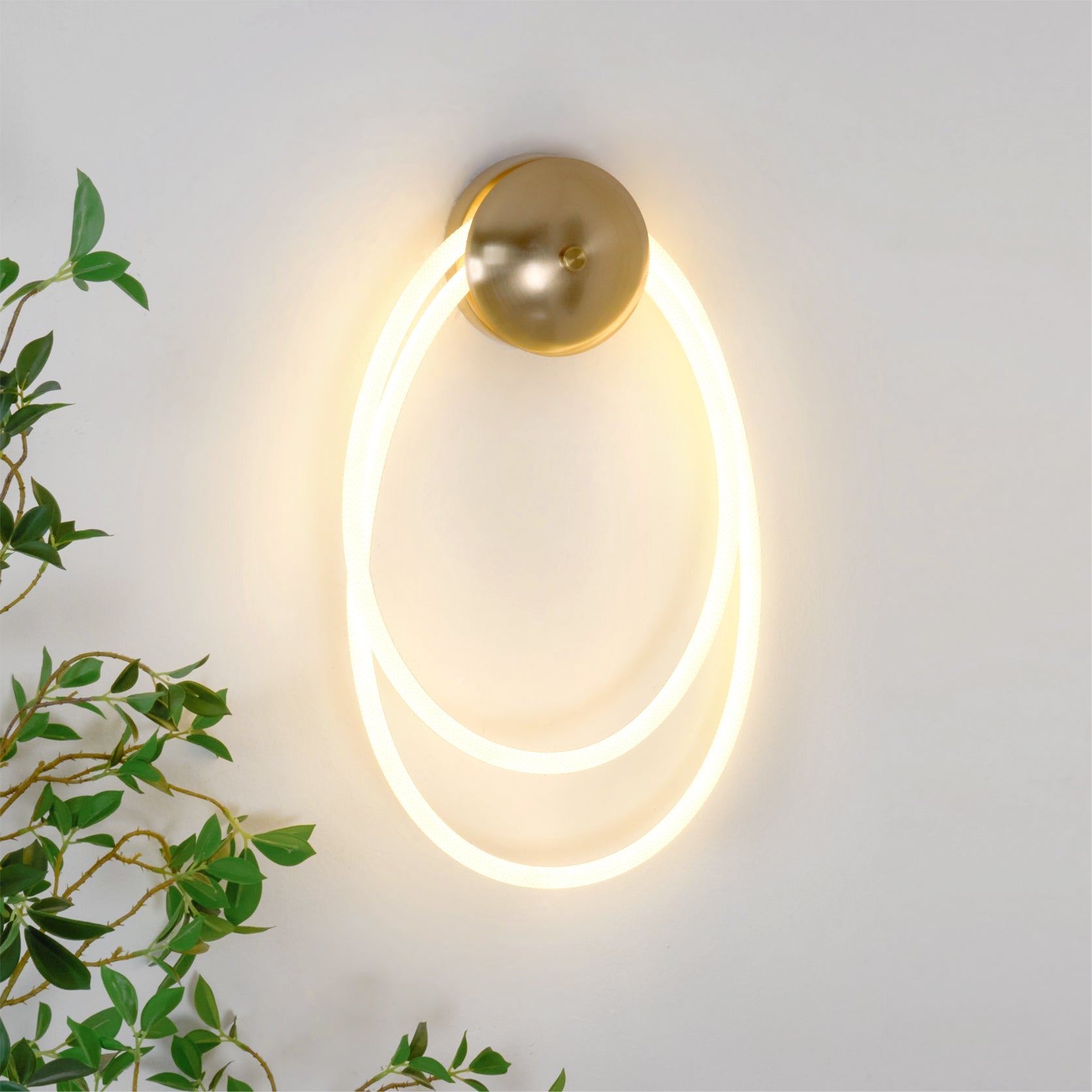 WINTHORPE ILLUMINATED WALL SCONCE