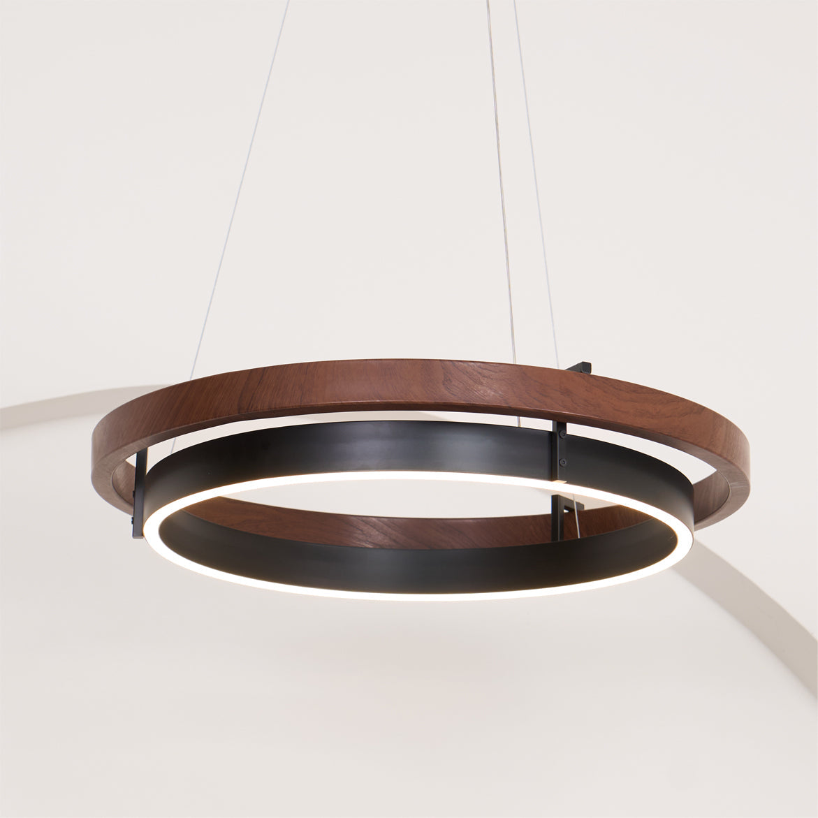 BRAMBLEWOOD CIRCLE LIGHTING INSTALLATION