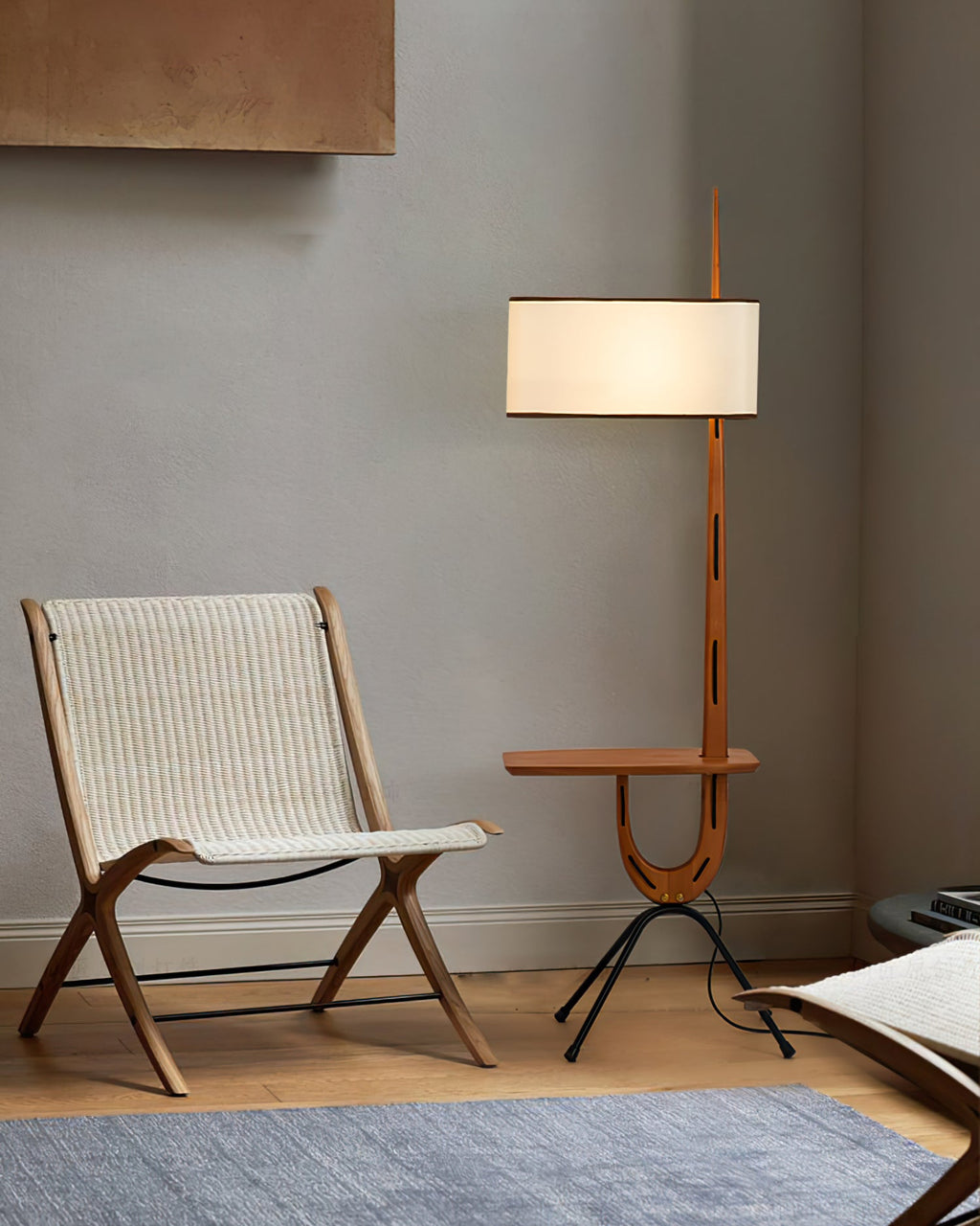 FELTHAM HEIGHTENED GIRAFFE ILLUMINATION LAMP