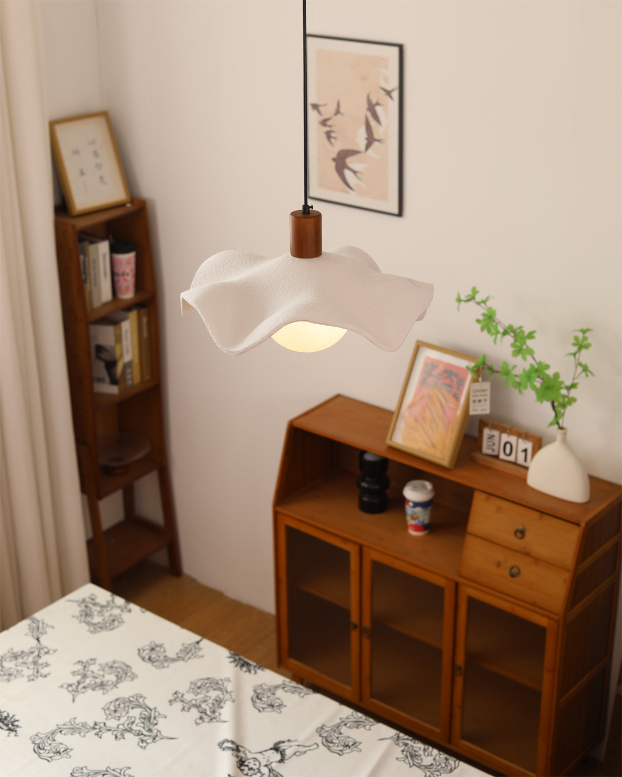 FENWICK LUMINAIRE HANGING LIGHT