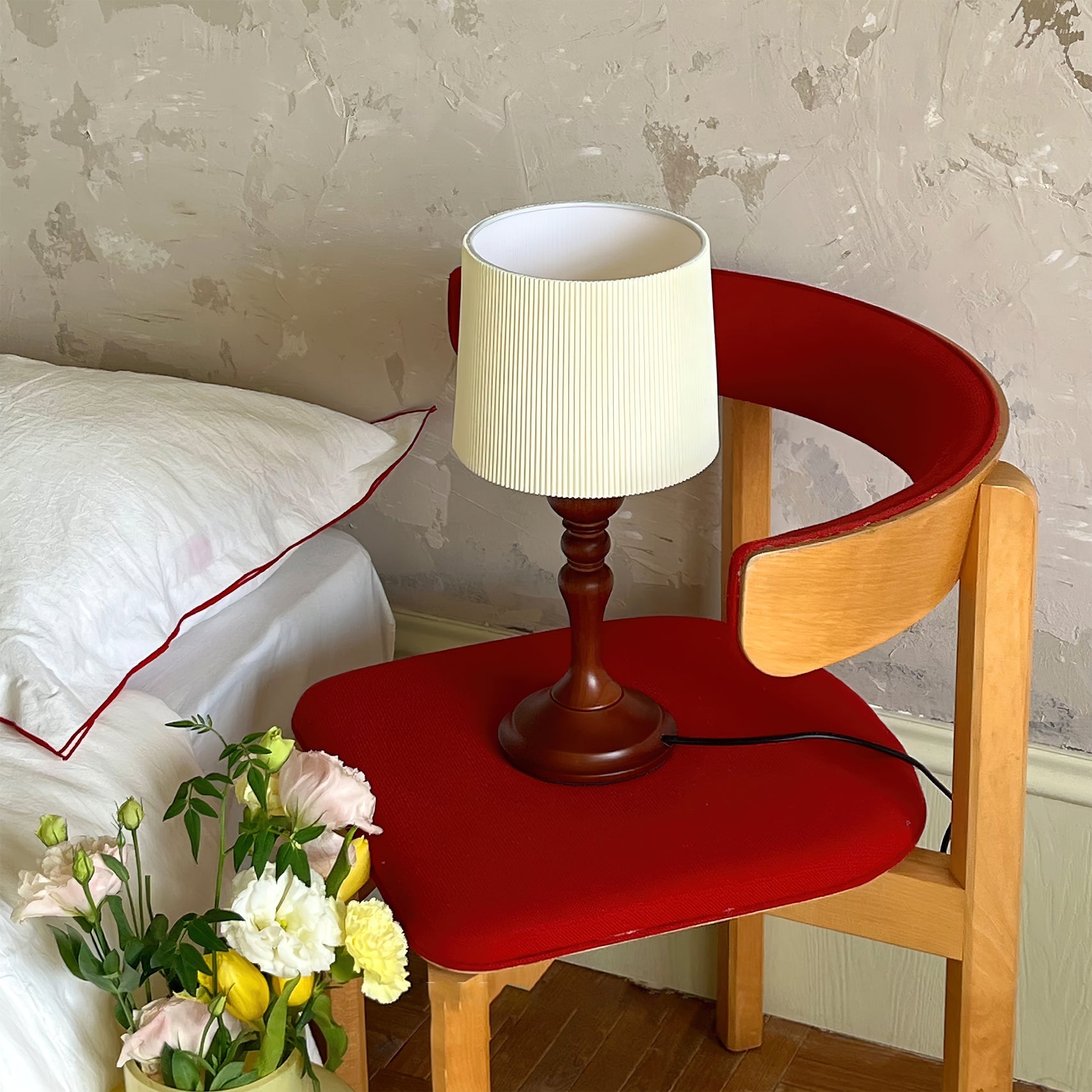CHARLESTON HARBOR TABLE LAMP