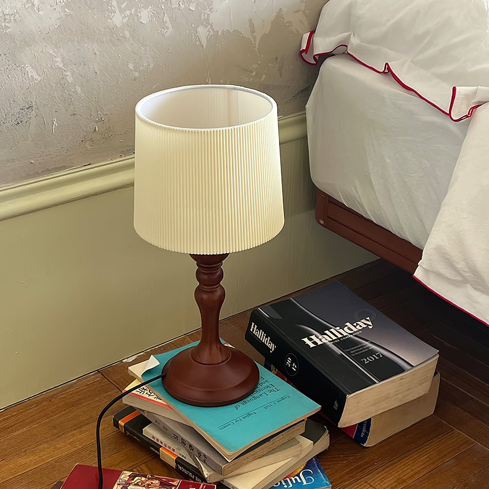 CHARLESTON HARBOR TABLE LAMP