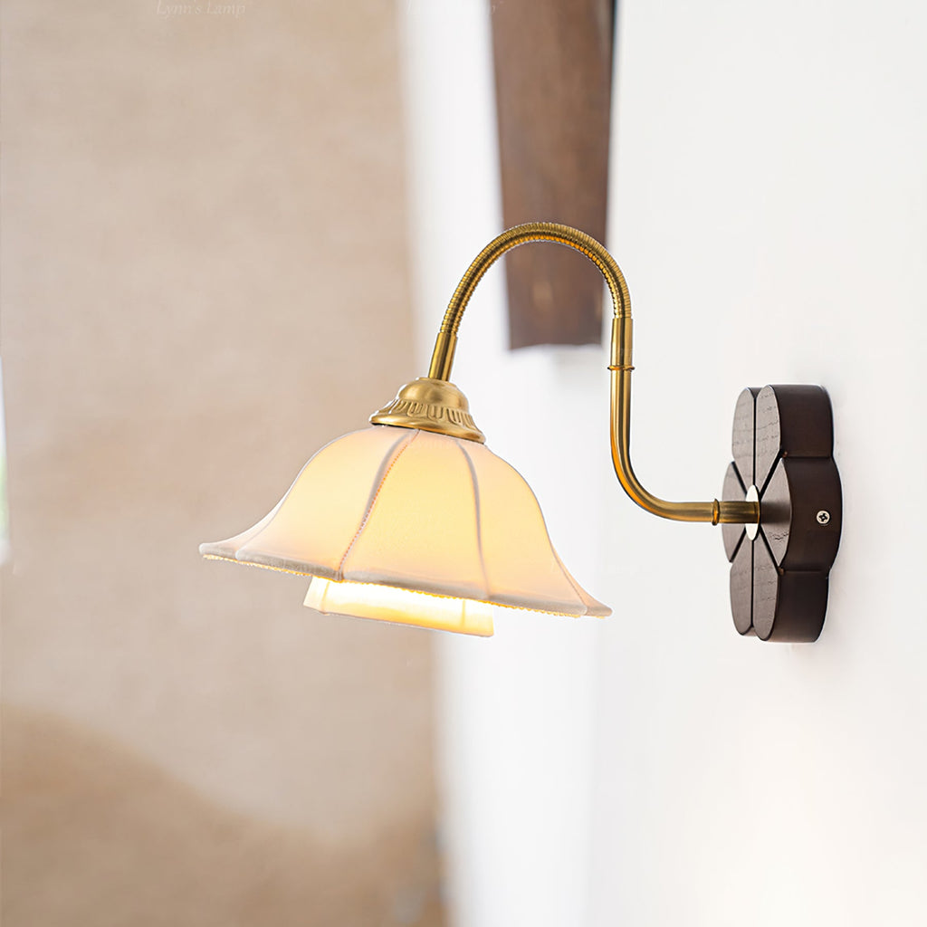 CHARLESTON FLORAL EMBELLISHED WALL SCONCE