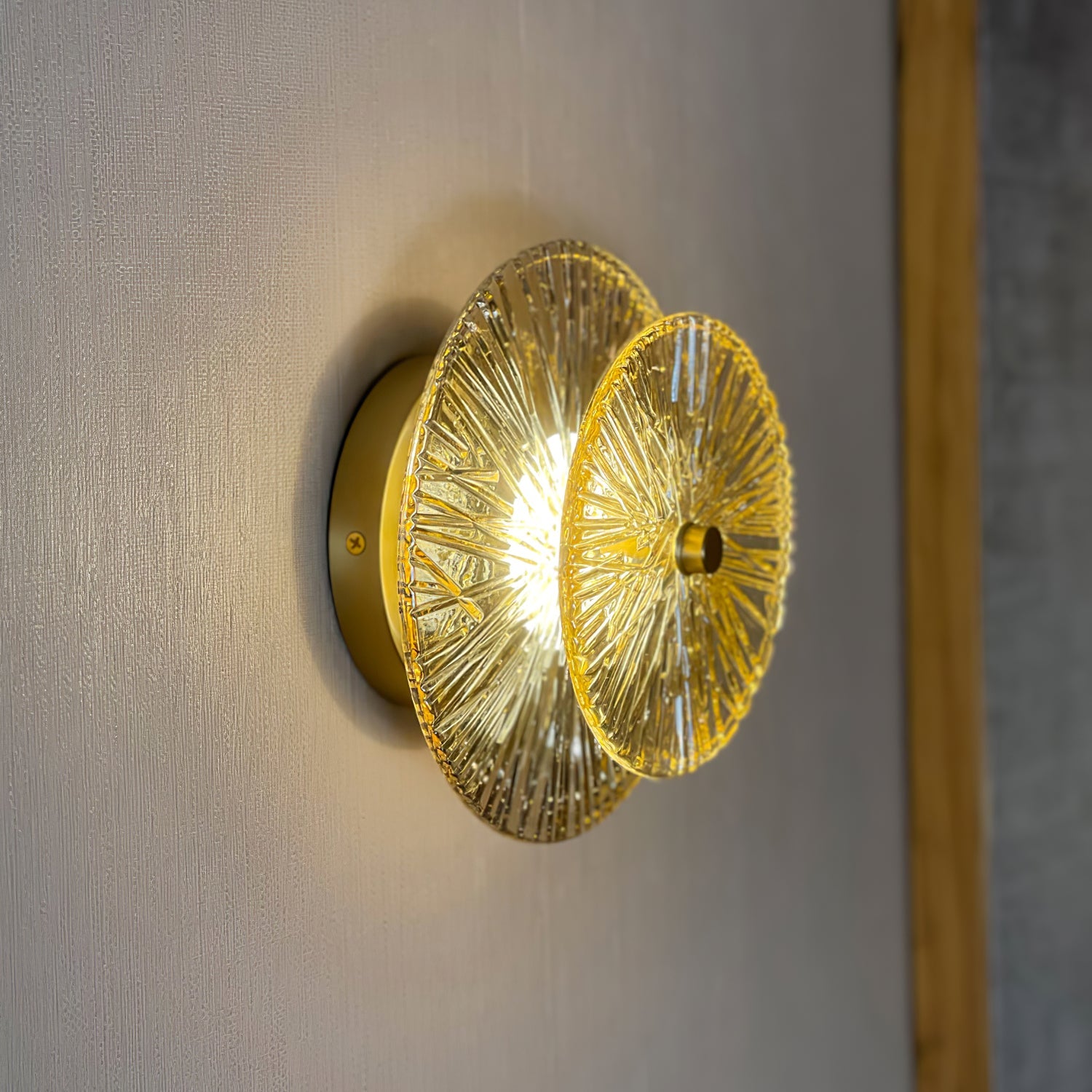 WINTHROP CRYSTAL ORB WALL SCONCE