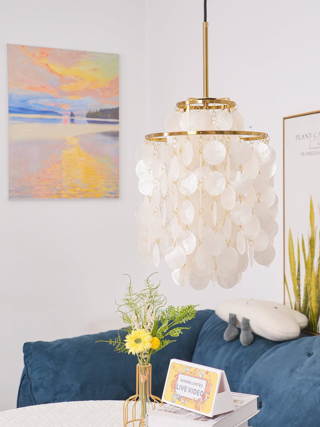 CORALINE COQUILLE HANGING LANTERN